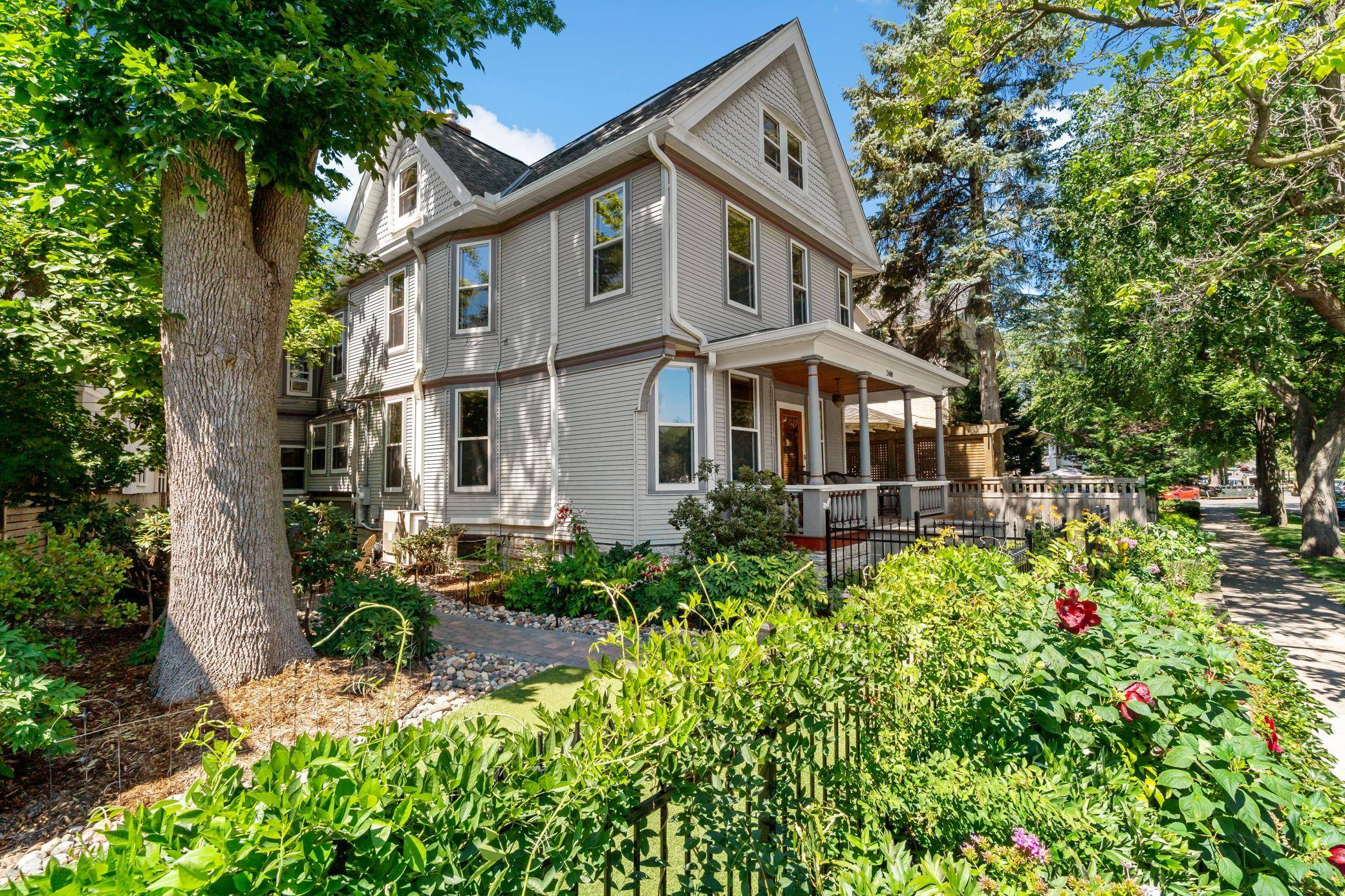 2400 Irving AVE S, Minneapolis, MN 55405