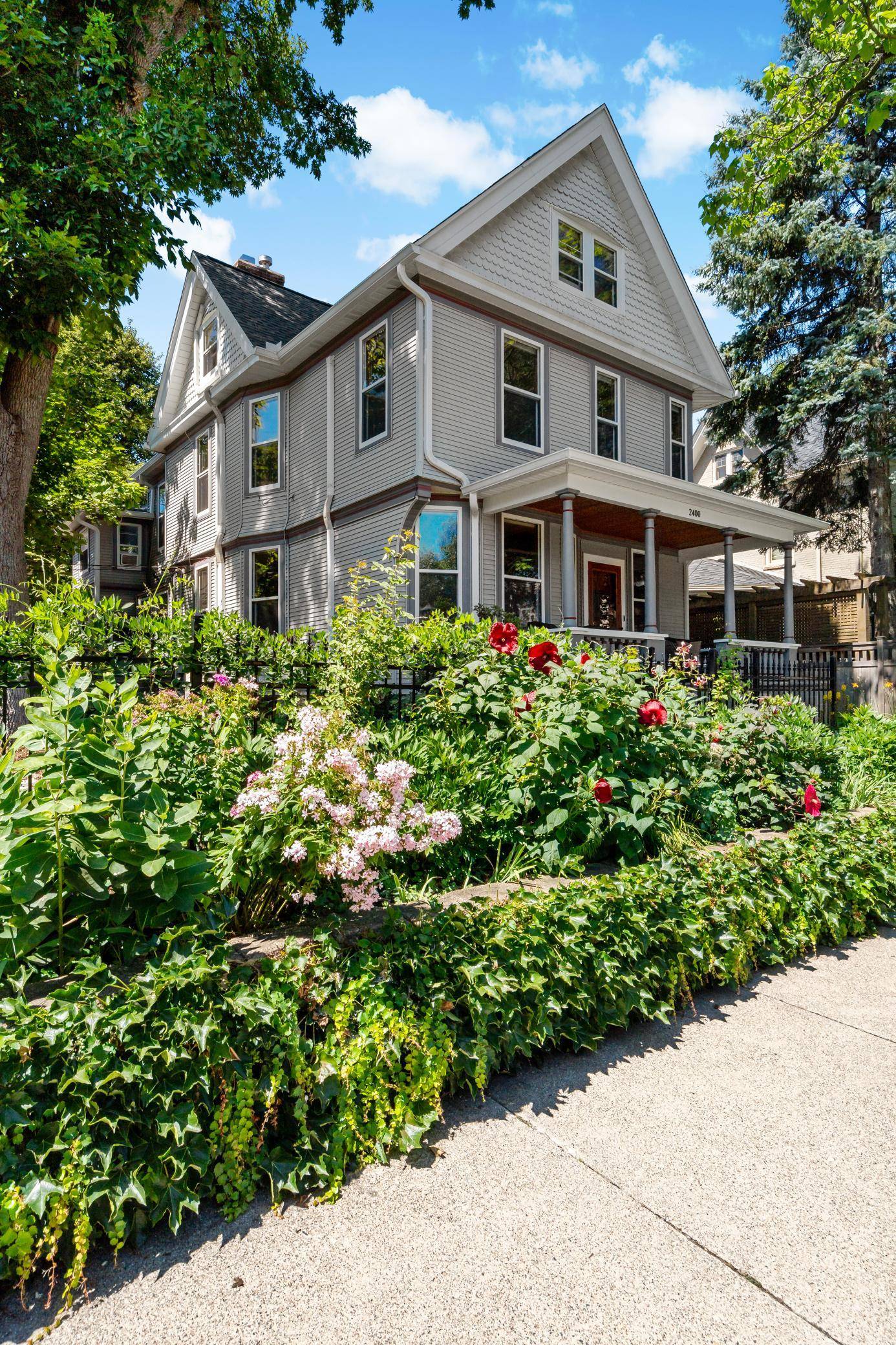 2400 Irving AVE S, Minneapolis, MN 55405