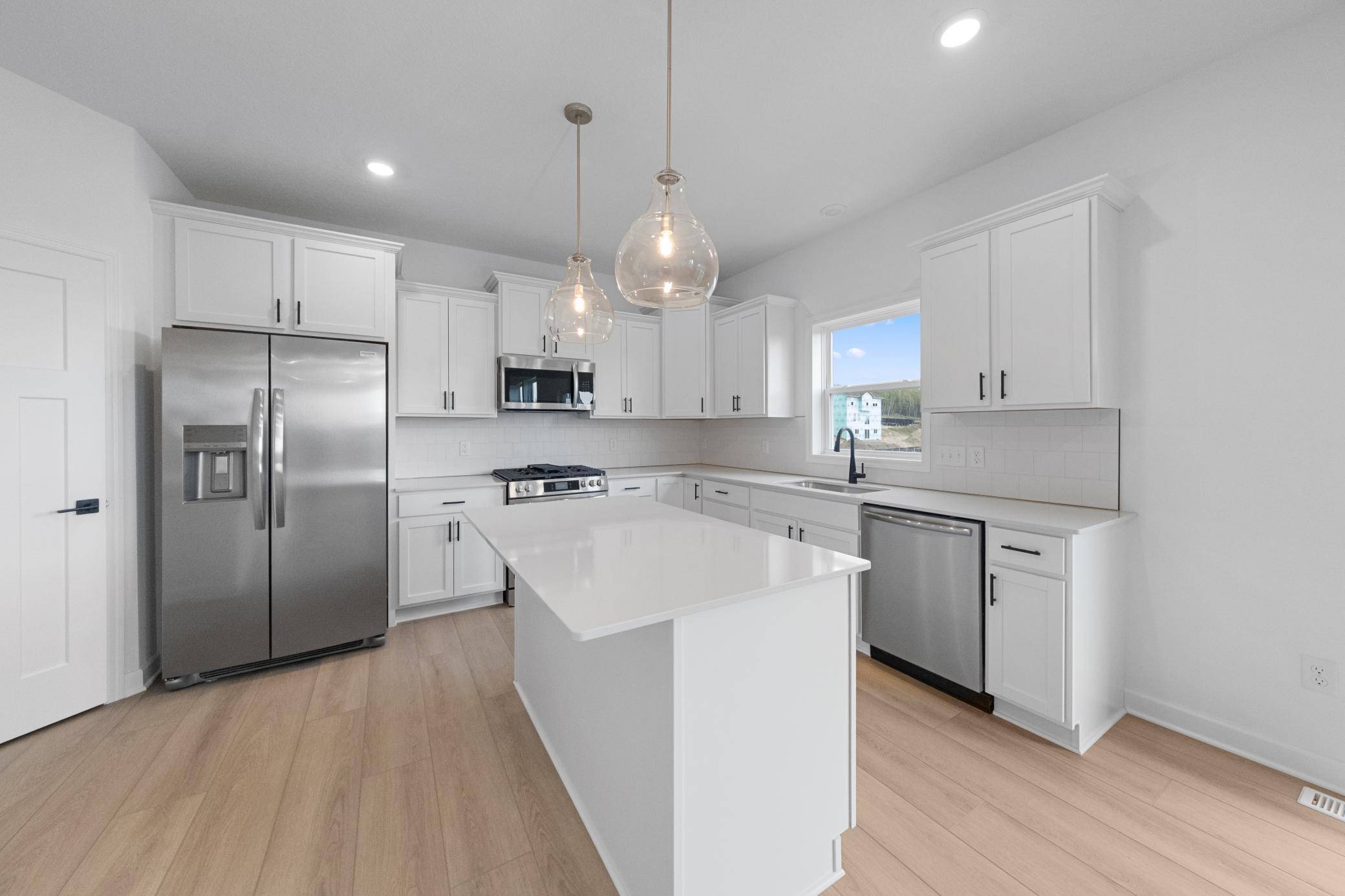7621 Lotus LN, Lino Lakes, MN 55014