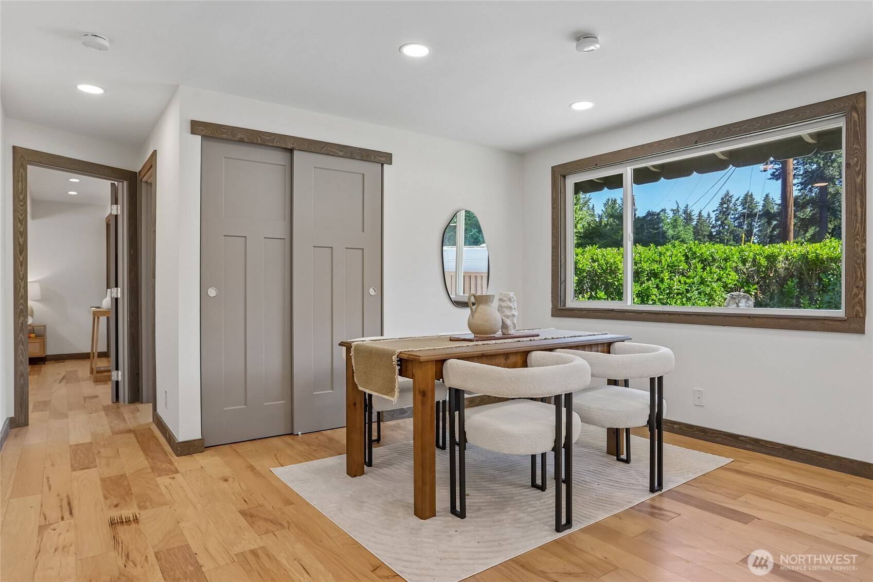 2002 211th PL SW, Lynnwood, WA 98036