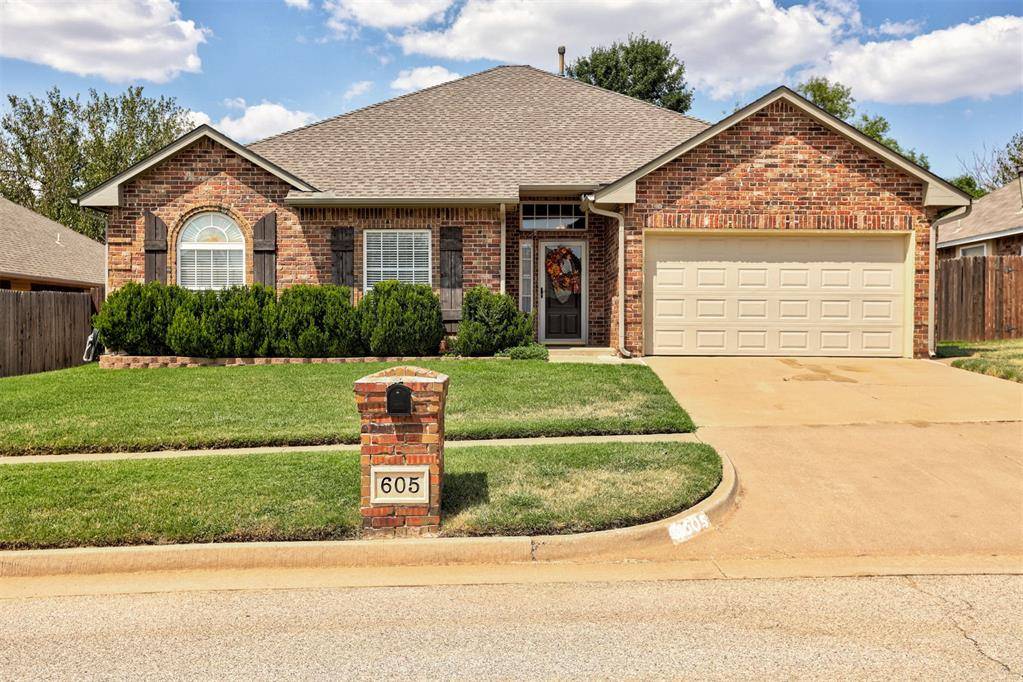 605 Vickery AVE, Yukon, OK 73099