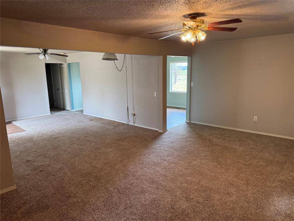 14643 N 2950 RD, Dover, OK 73734