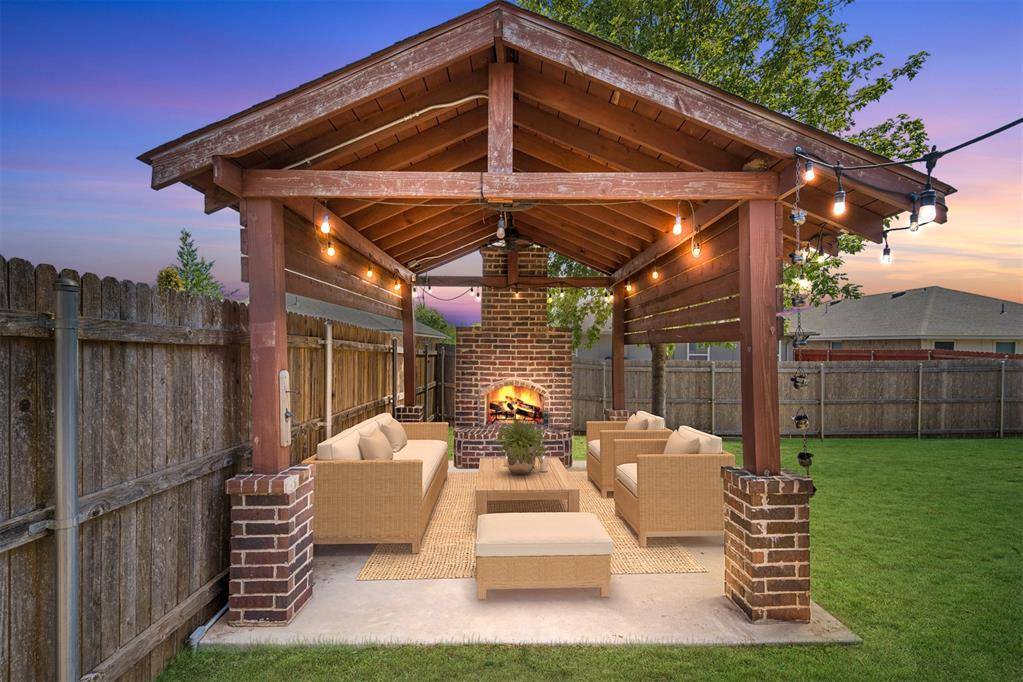 11520 SW 11th ST, Yukon, OK 73099