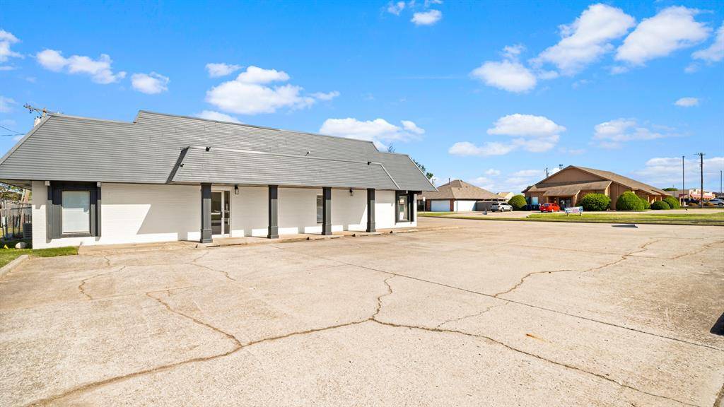 8720 S Pennsylvania AVE, Oklahoma City, OK 73159
