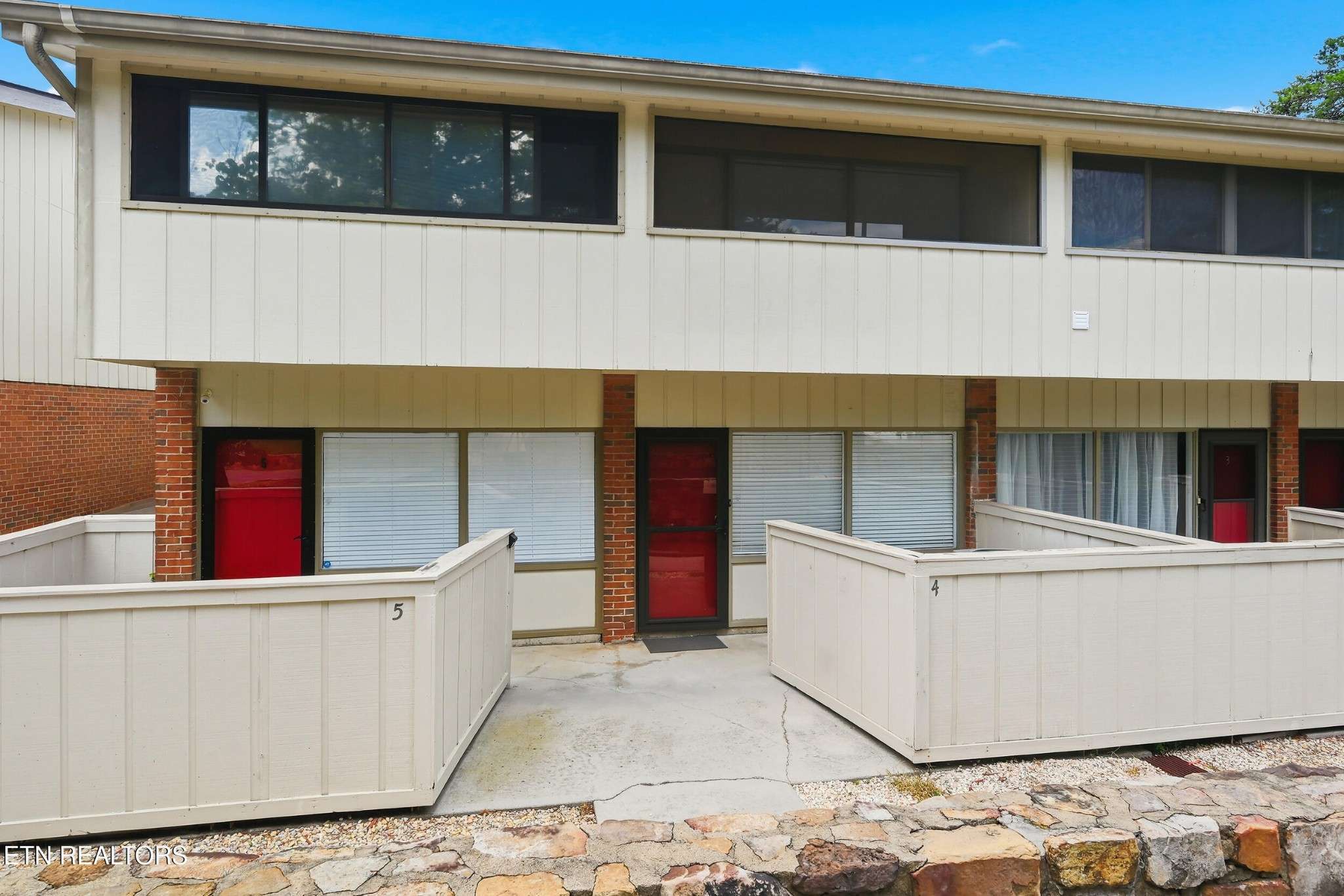 2806 Suncrest Rd #4, Pigeon Forge, TN 37863