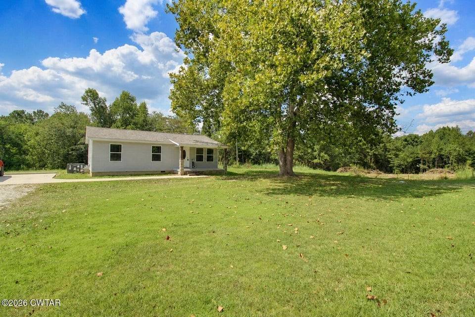 13761 Natchez Trace Rd, Lexington, TN 38351