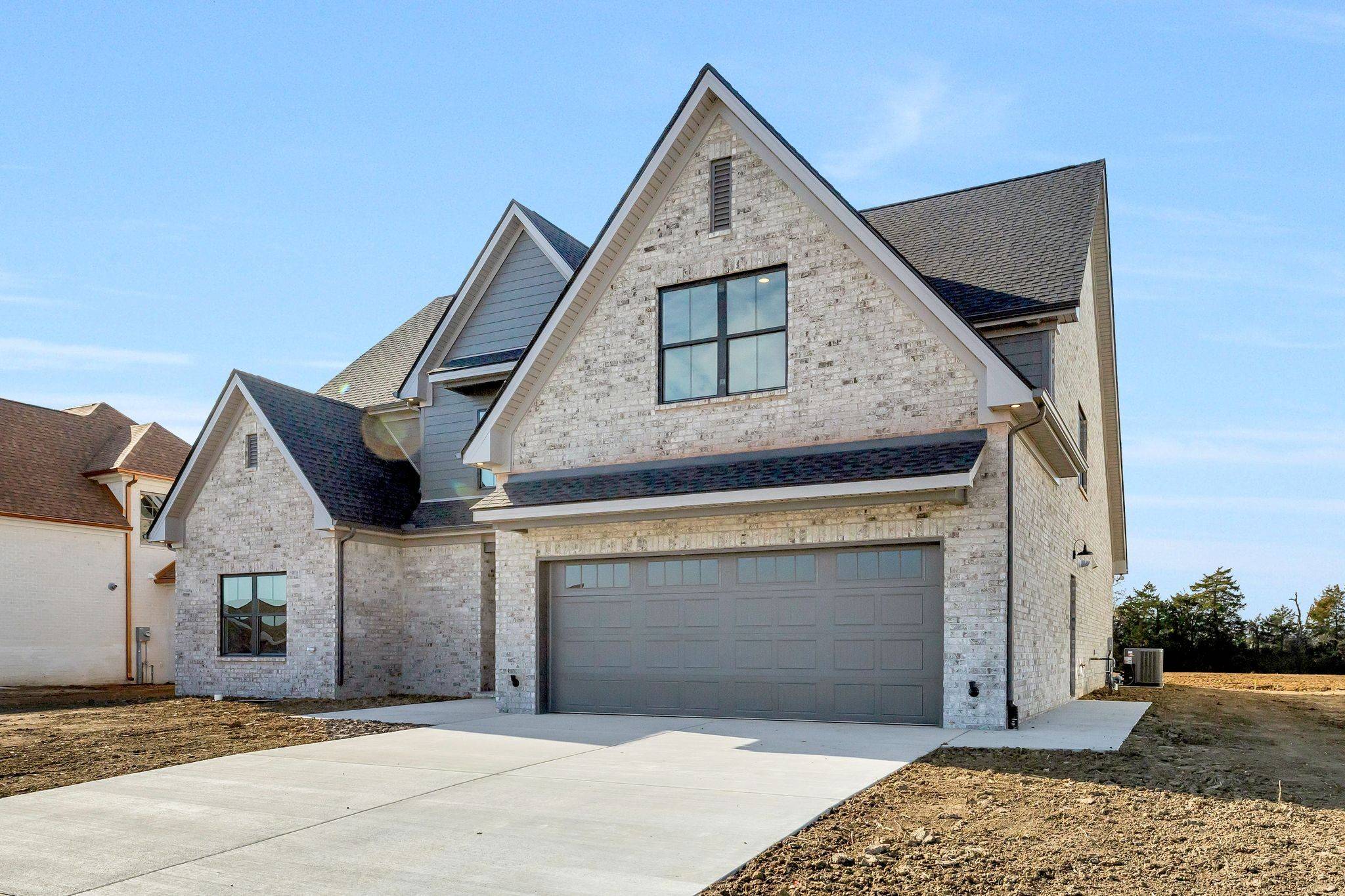 5548 Sinclair St, Murfreesboro, TN 37127