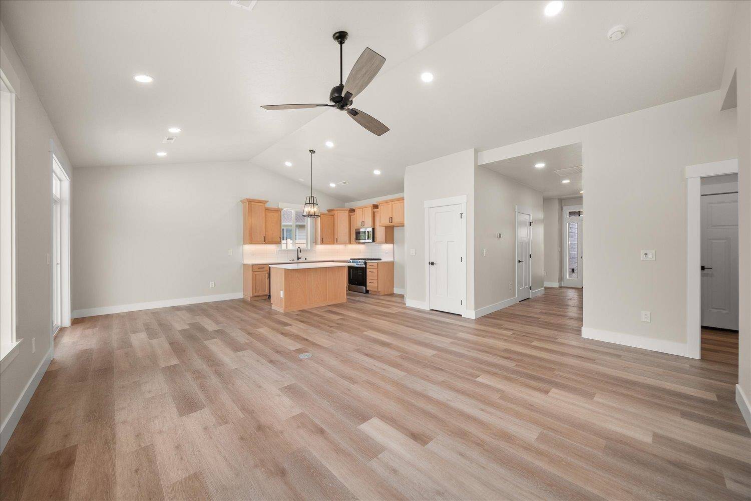 18191 N Morton Ct, Colbert, WA 99005