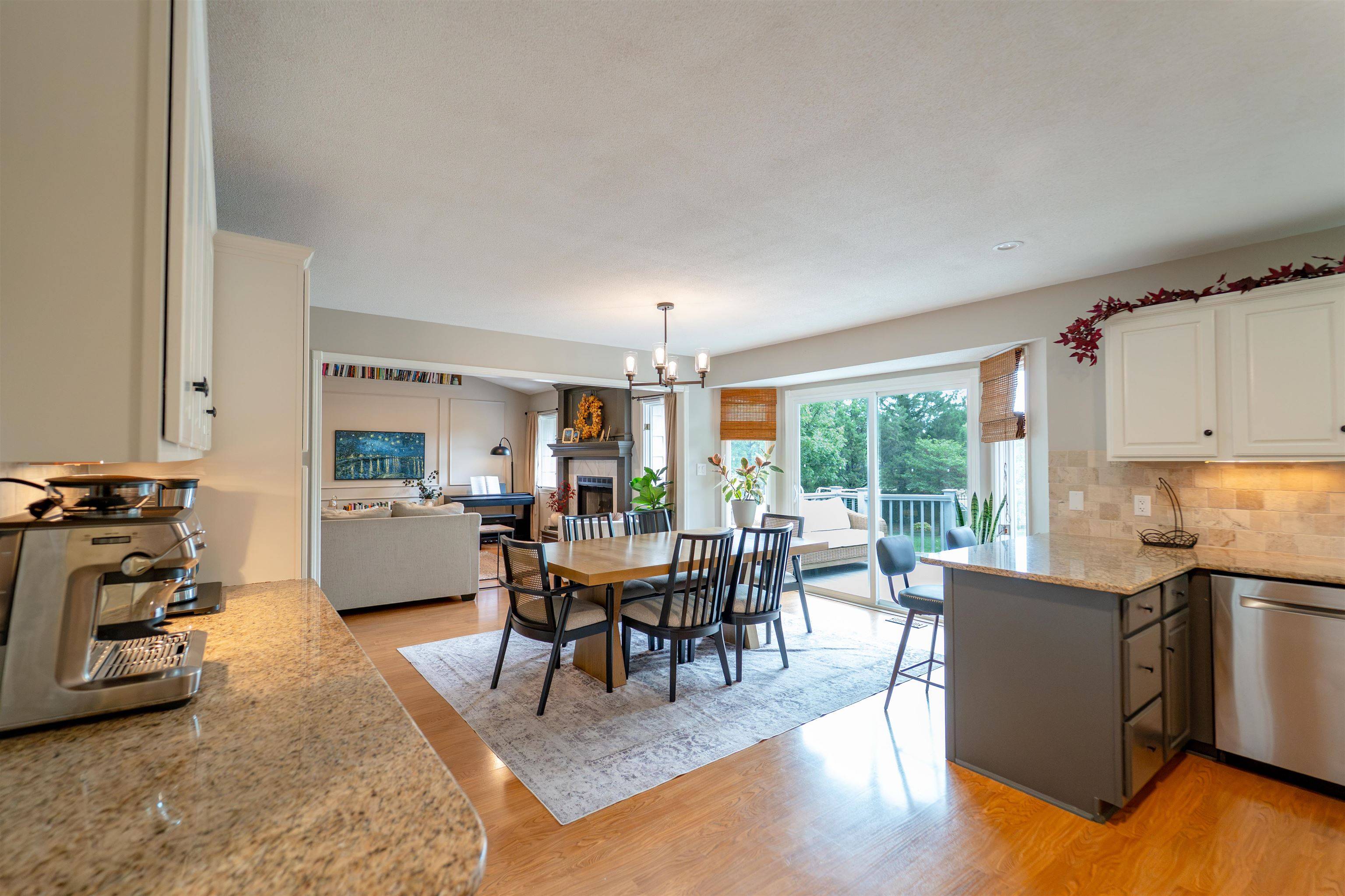 2525 W Keywest Ct, Wichita, KS 67204