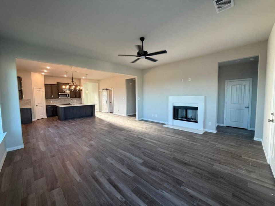 504 Vista Ridge Drive, Weatherford, TX 76087