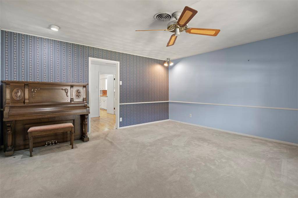 10636 Chesterton Drive, Dallas, TX 75238