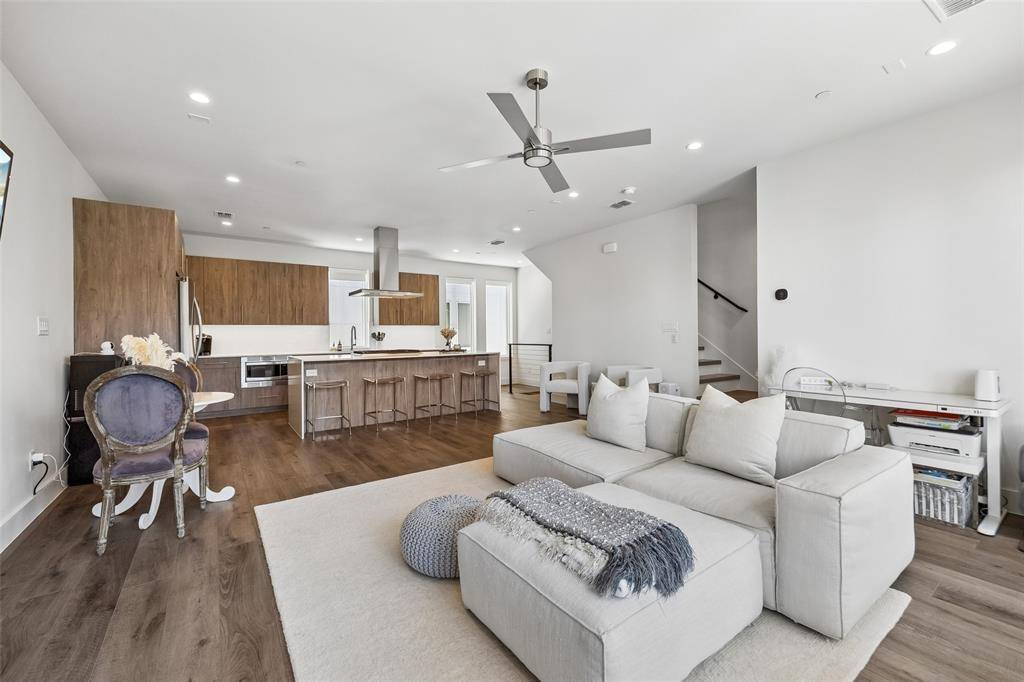 4726 Manett Street #103, Dallas, TX 75204