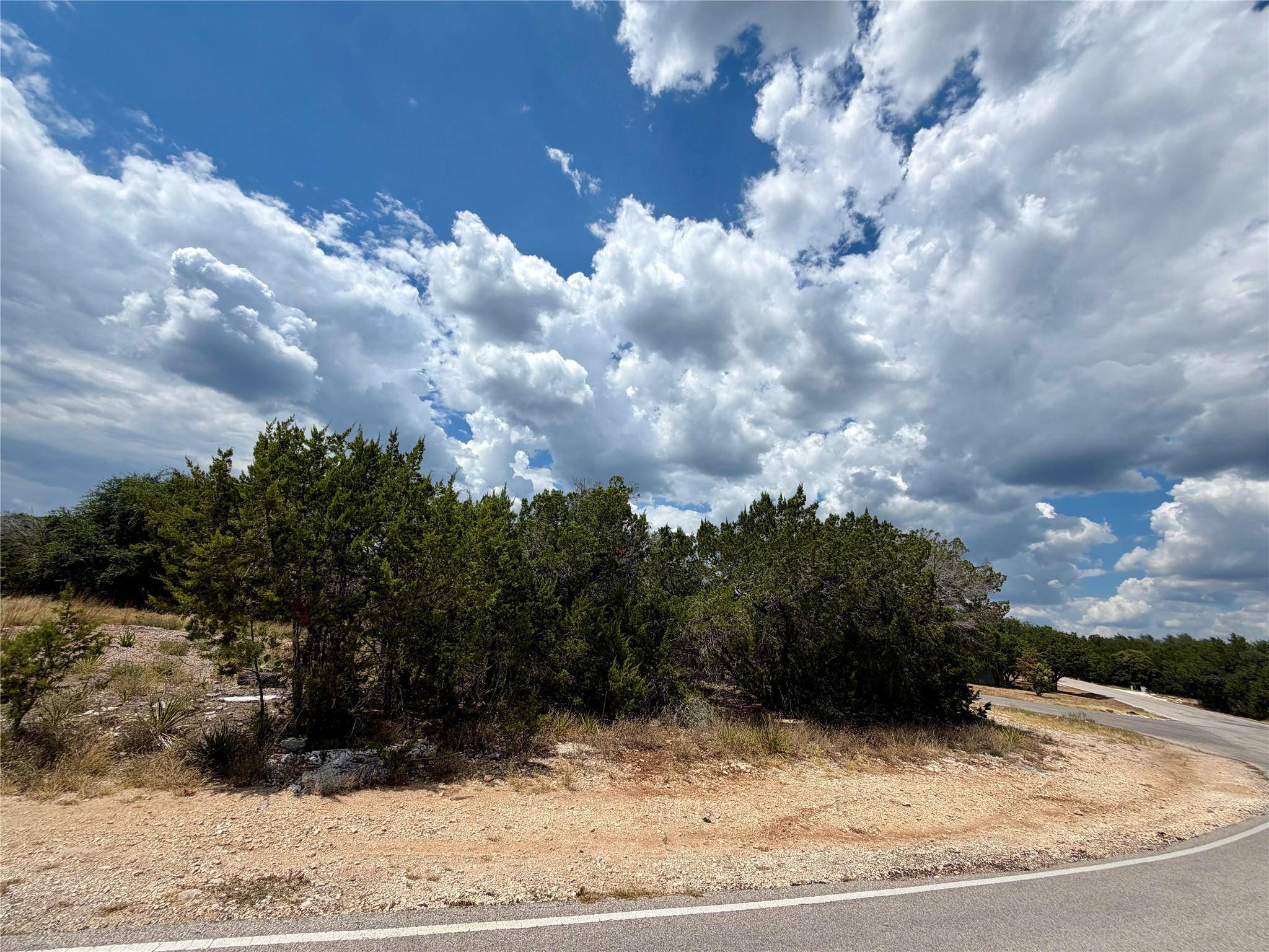 3800 CONSTITUTION DR, Lago Vista, TX 78645
