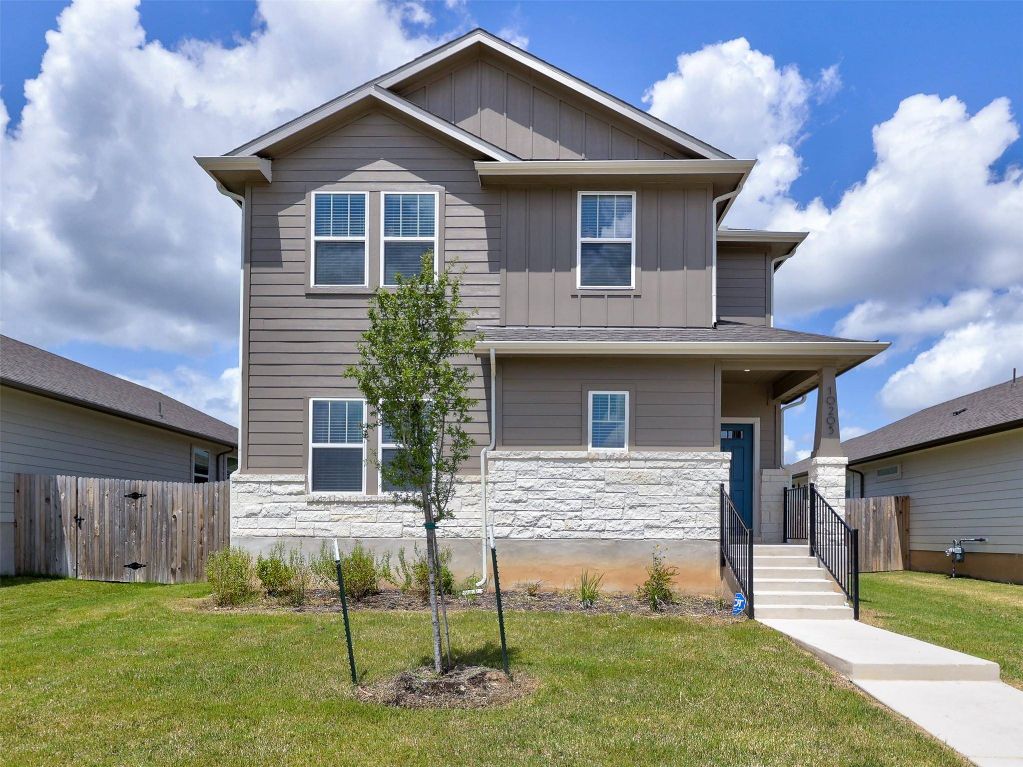 10205 Mager LN, Hutto, TX 78634