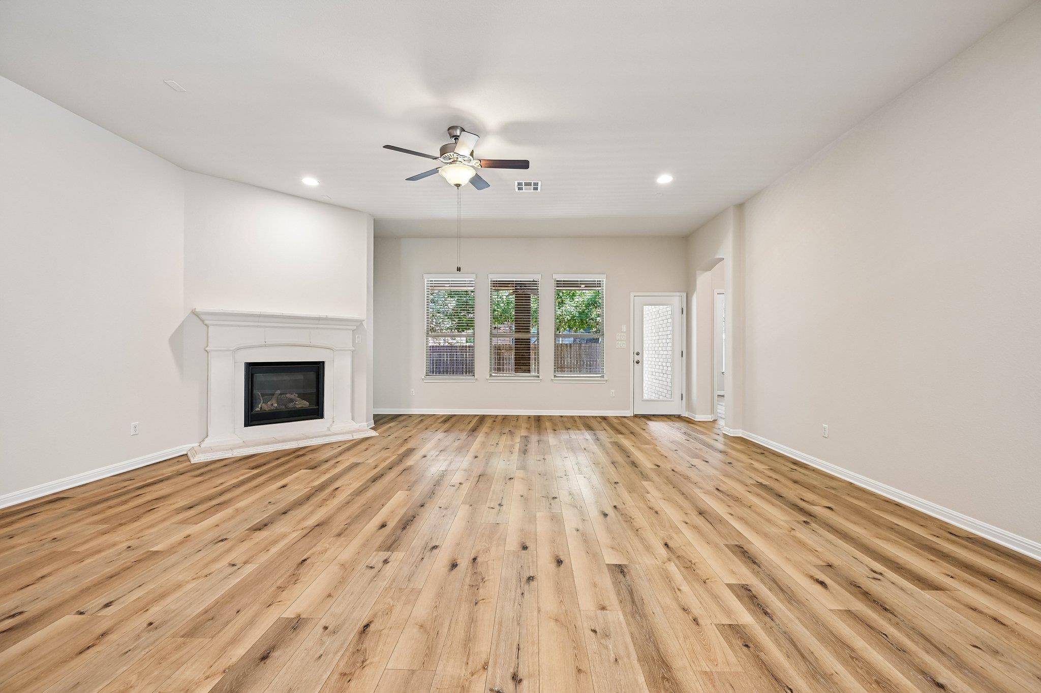 2624 Shumard Bluff DR, Leander, TX 78641