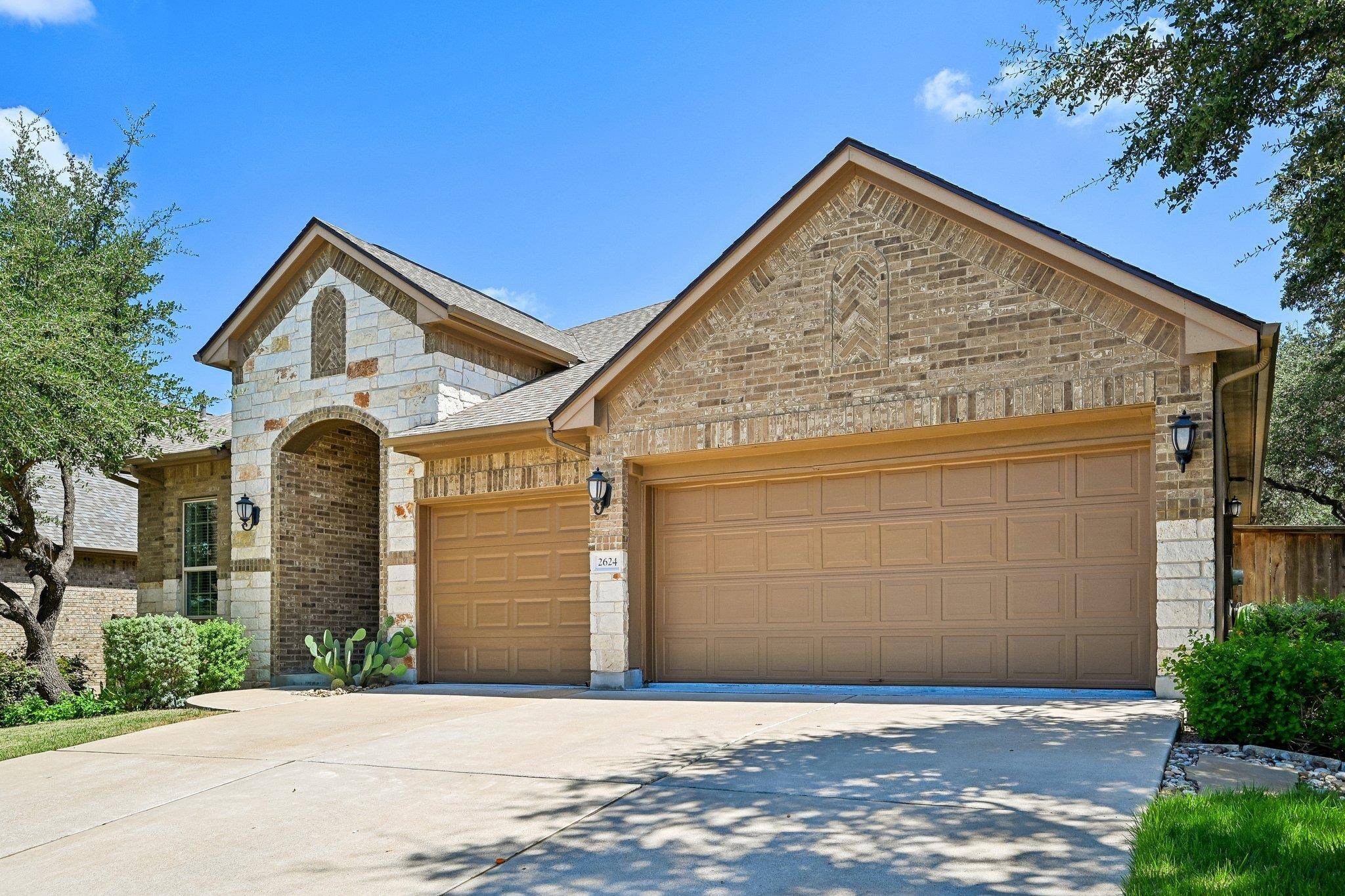 2624 Shumard Bluff DR, Leander, TX 78641