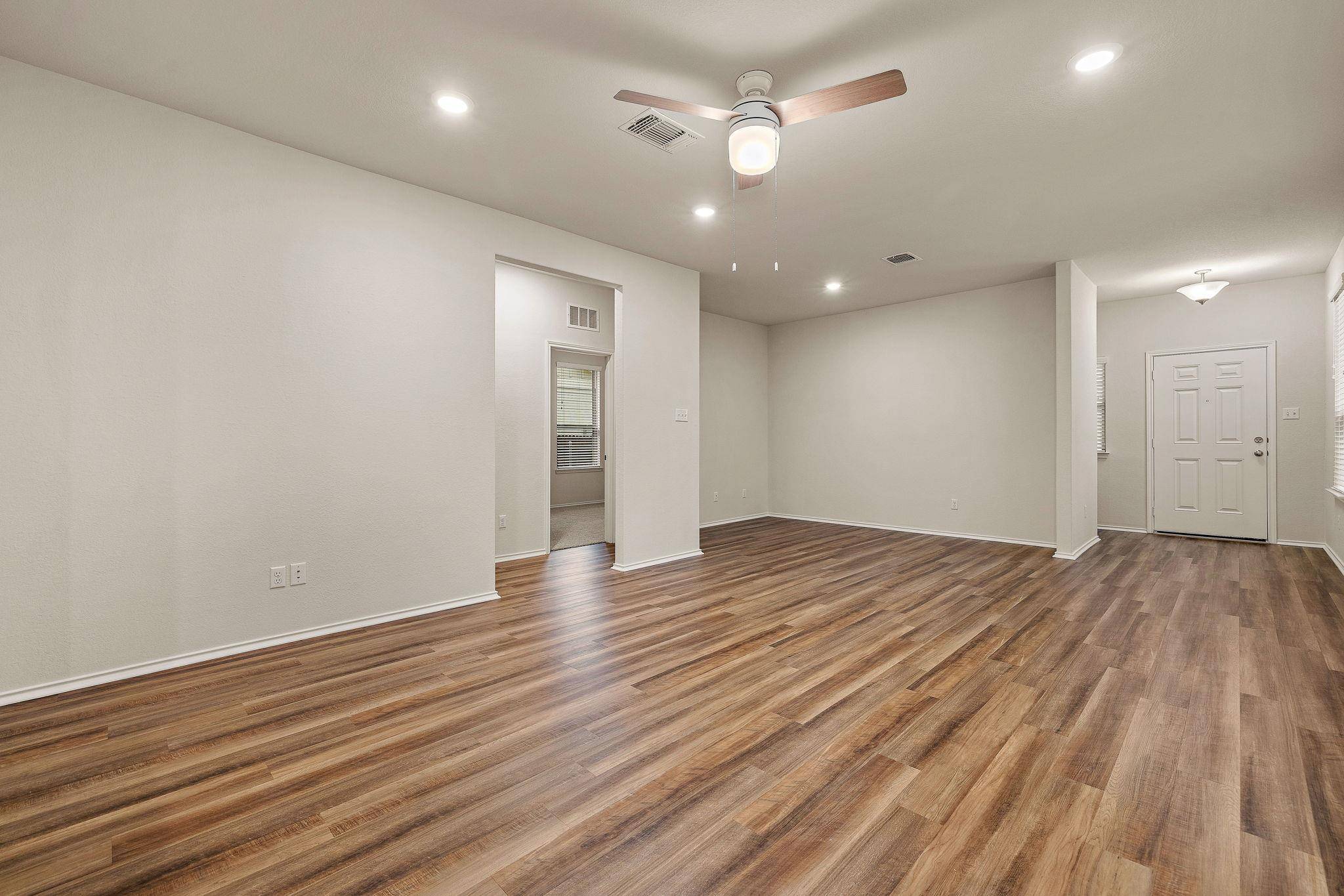 284 Zuma DR, Liberty Hill, TX 78642