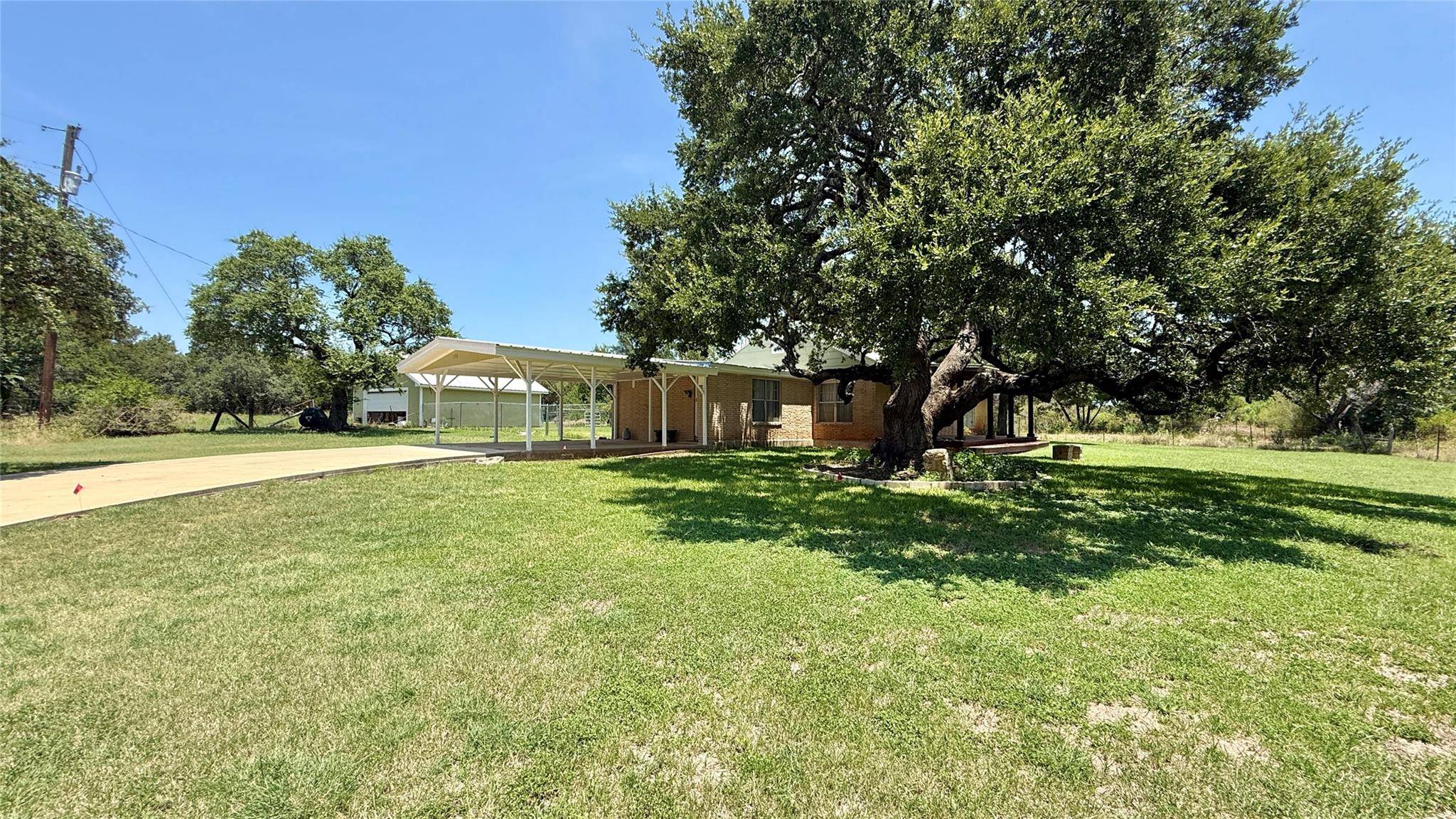 350 County Road 201 RD, Liberty Hill, TX 78642