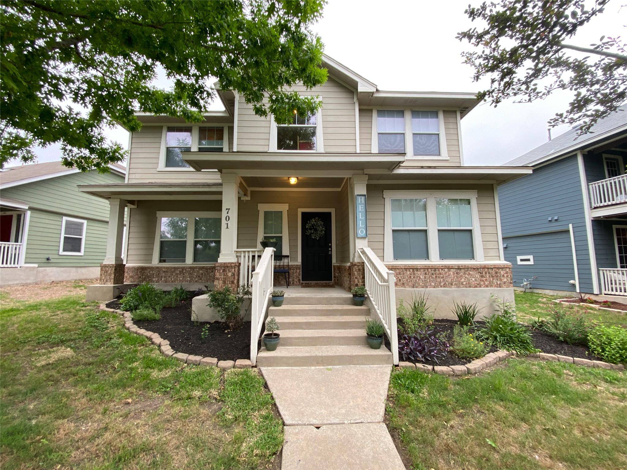 701 Sampson ST, Kyle, TX 78640