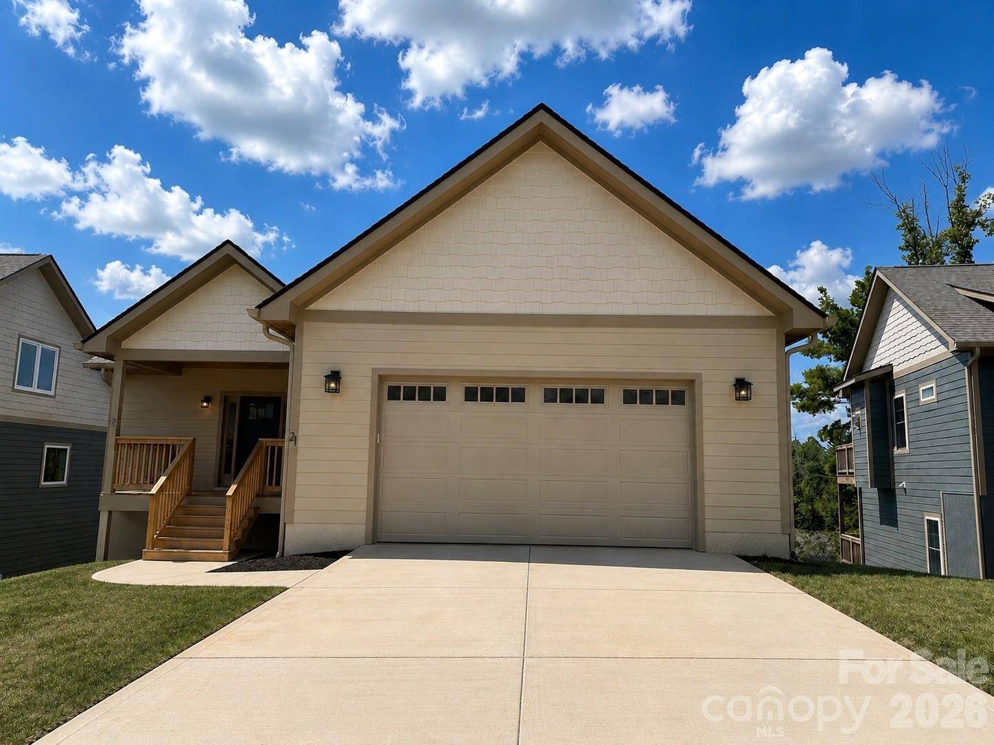 21 Sandstone DR, Weaverville, NC 28787