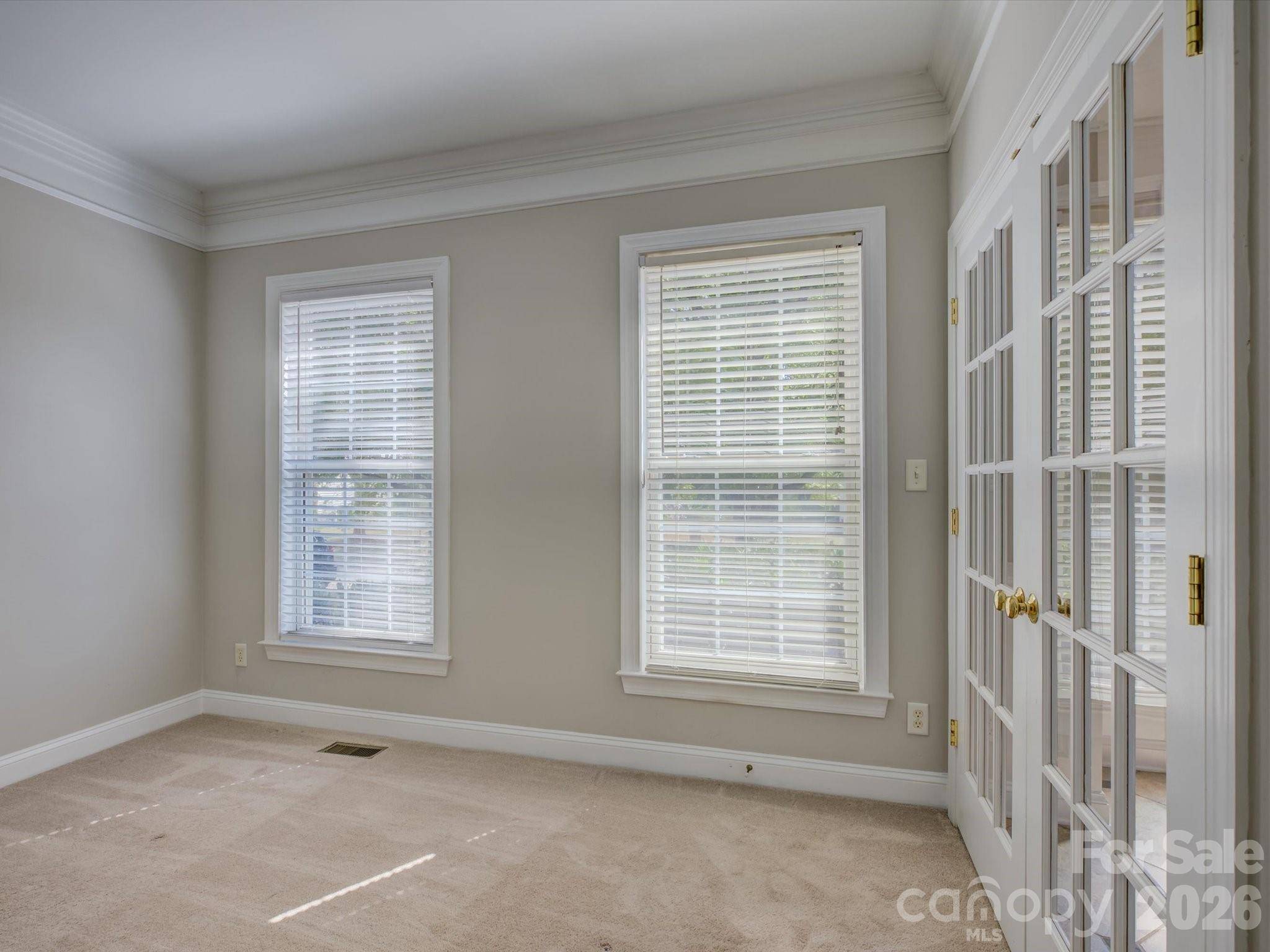 605 Queenswater LN, Waxhaw, NC 28173