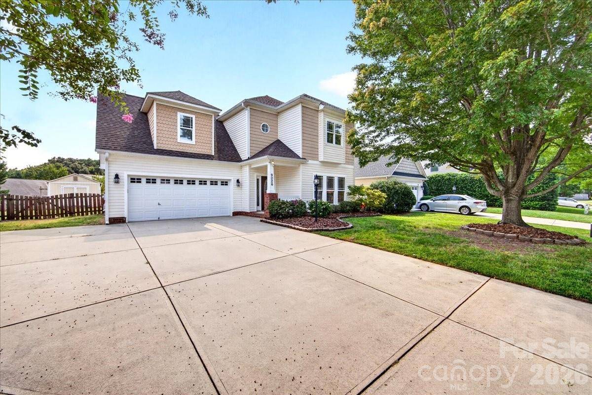 9026 Crusaders CT, Matthews, NC 28105