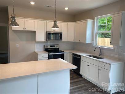 1009 Justice AVE, Charlotte, NC 28206
