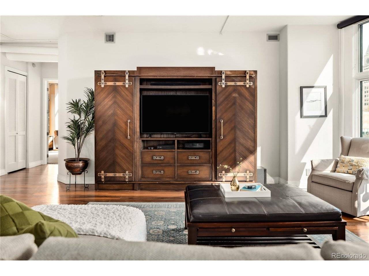 1777 Larimer #610, Denver, CO 80202