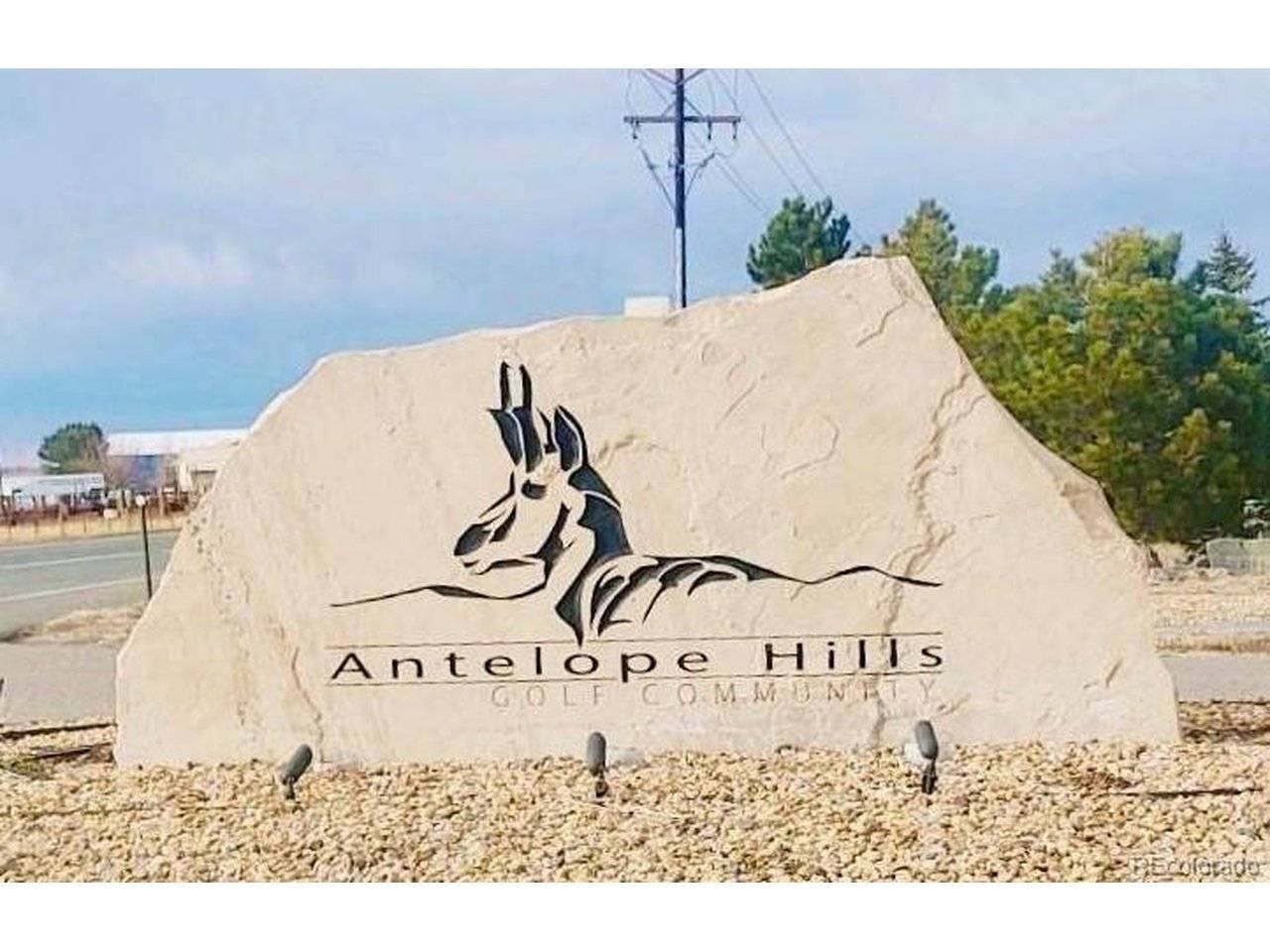 997 Pinehurst, Bennett, CO 80102