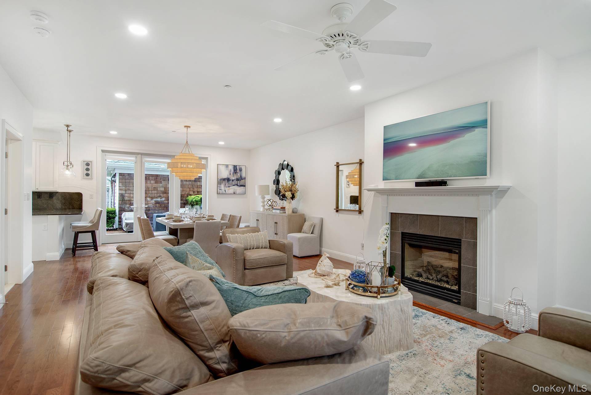 28 Andrew Court, Southampton, NY 11968