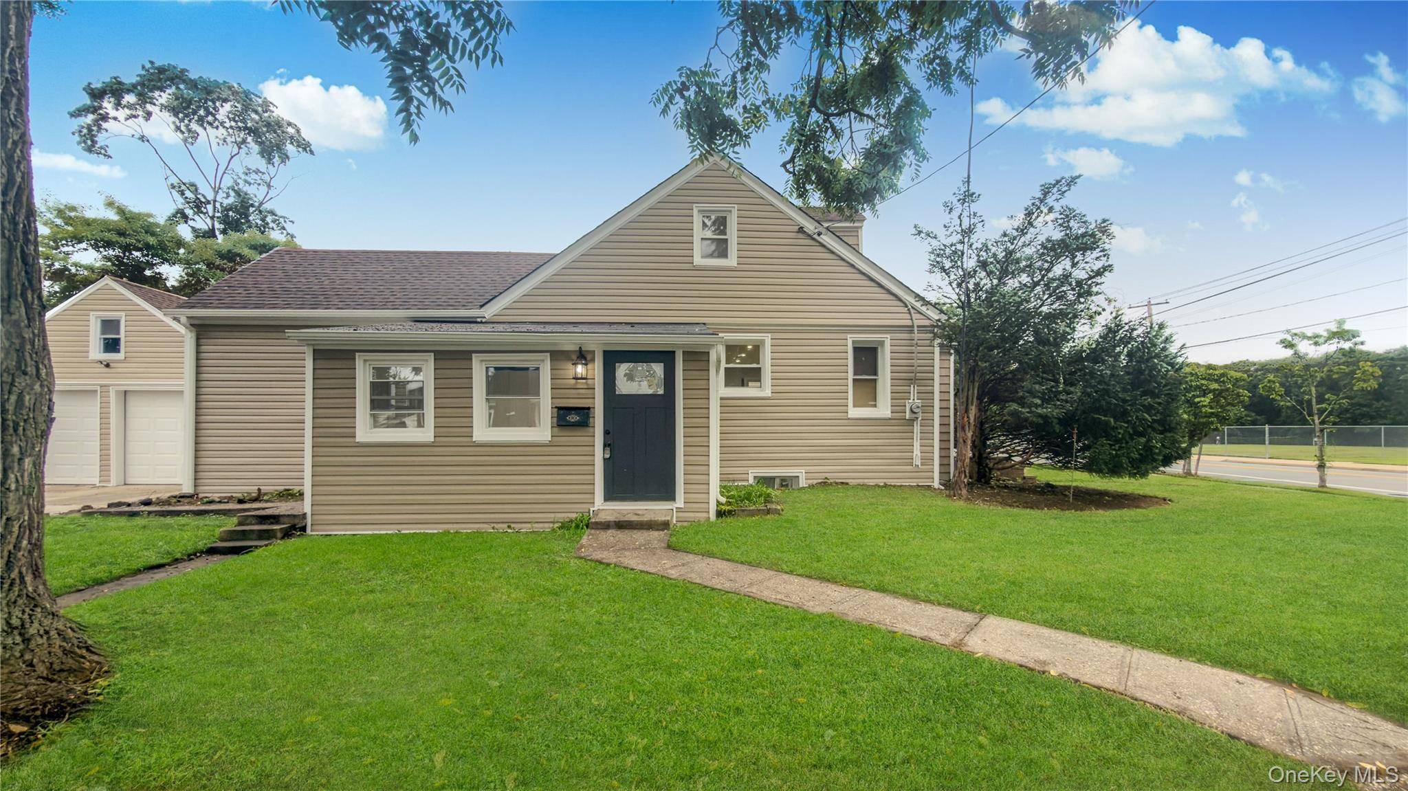 1180 Woodfield RD, Rockville Centre, NY 11570