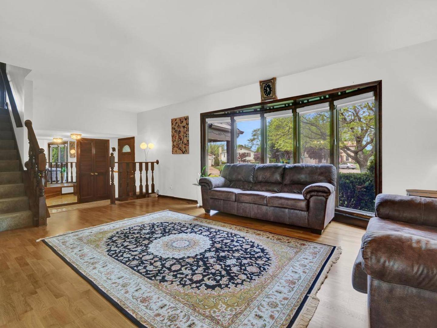 411 Arlington AVE, Westmont, IL 60559
