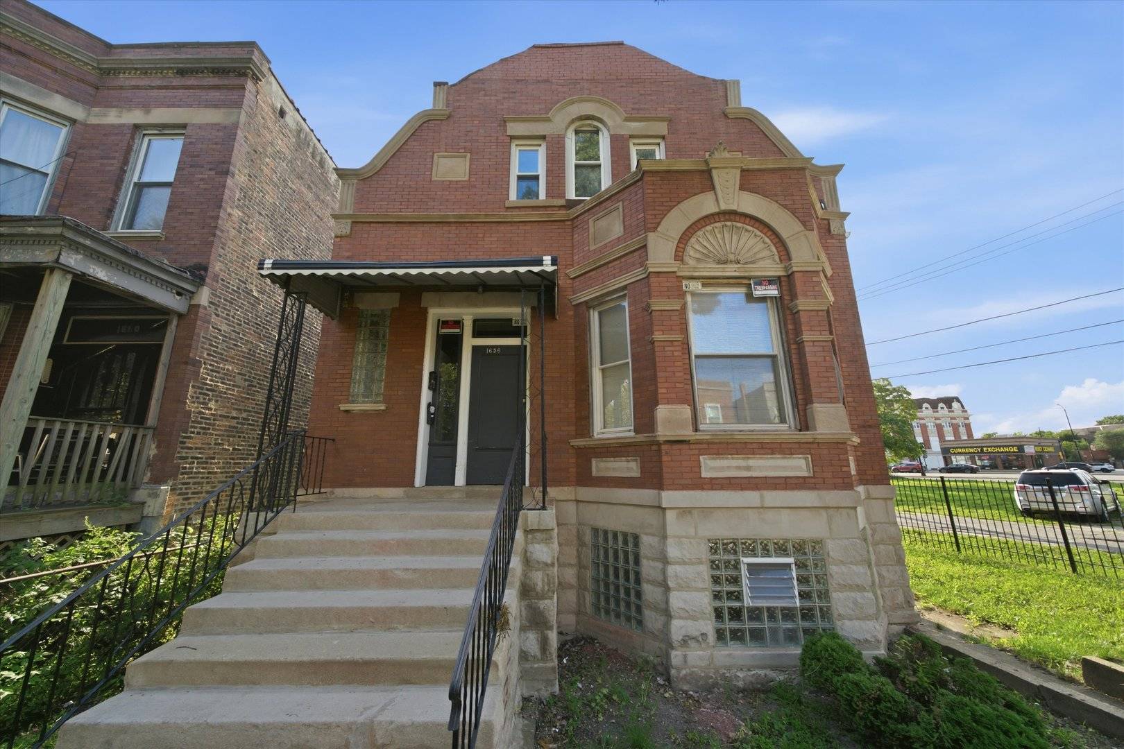 1656 S TROY ST, Chicago, IL 60623