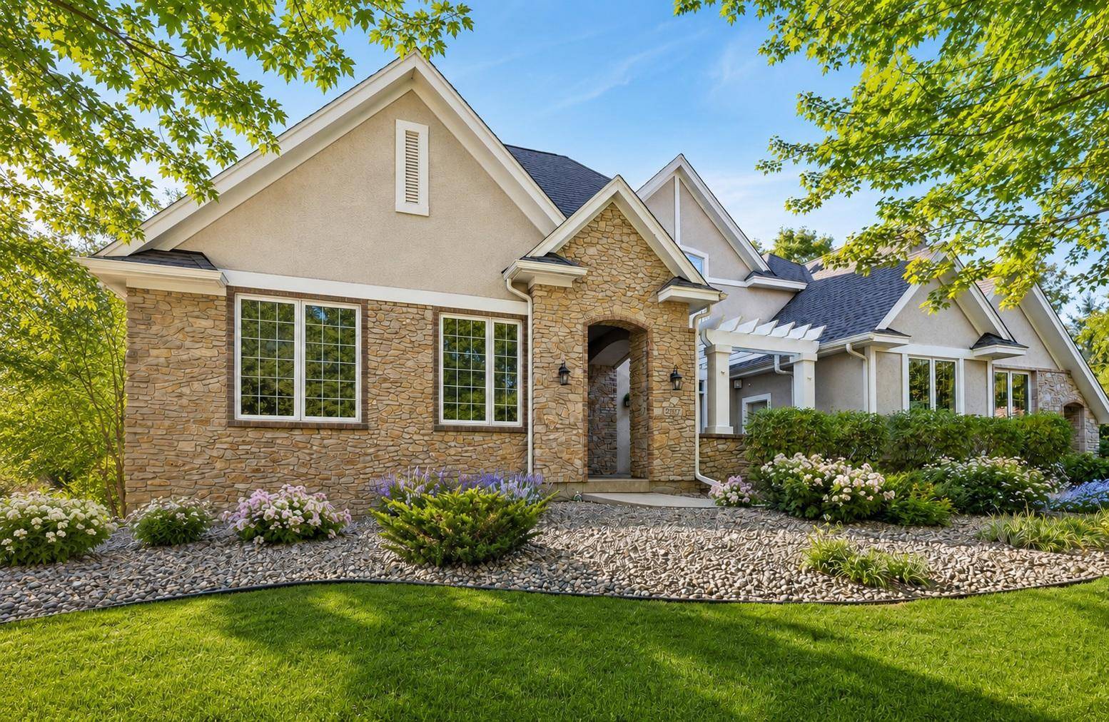3907 Wild Meadows DR, Medina, MN 55340