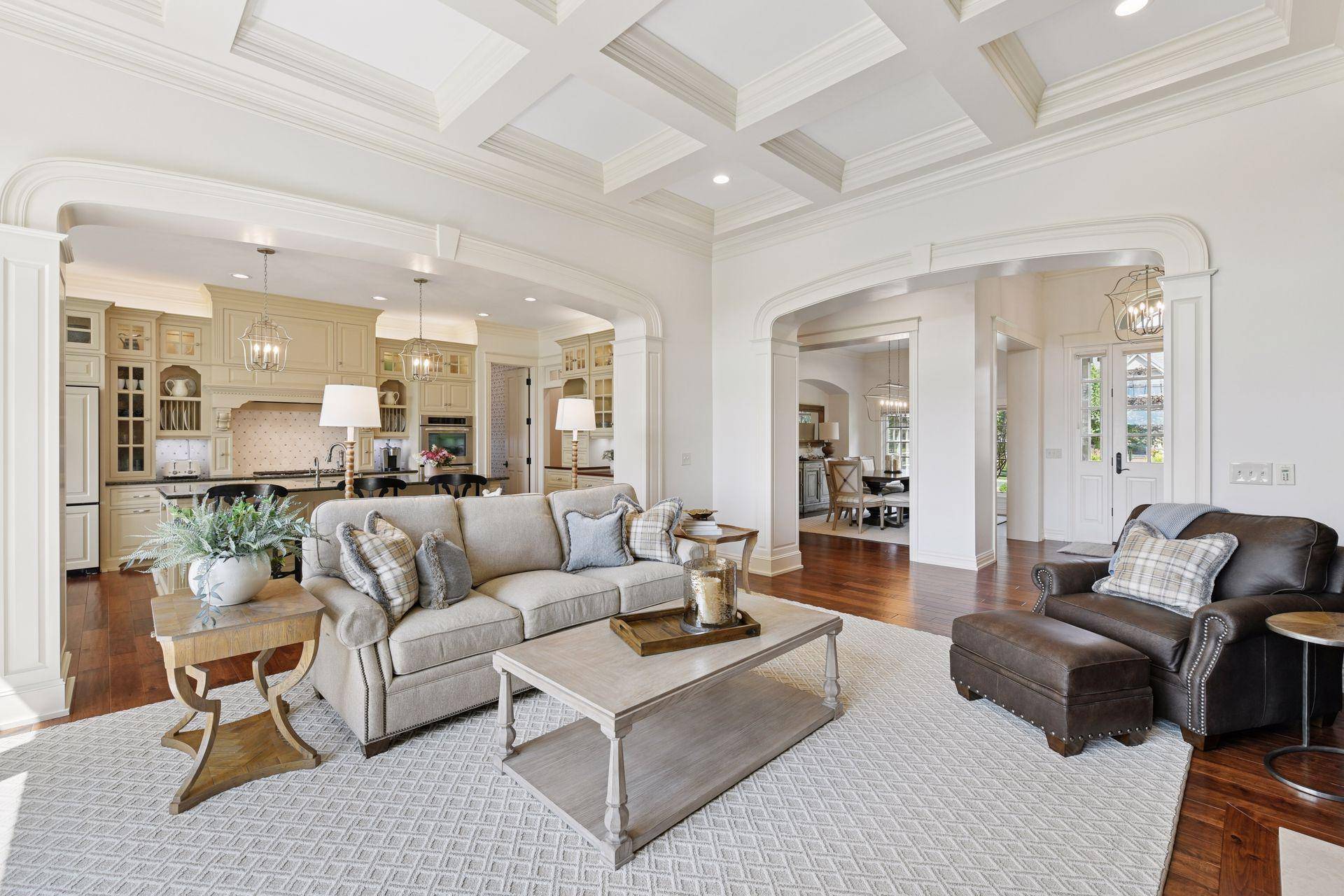 2185 Gallery CT, Victoria, MN 55386