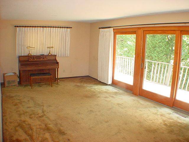1010 Kirkwood LN N, Plymouth, MN 55441