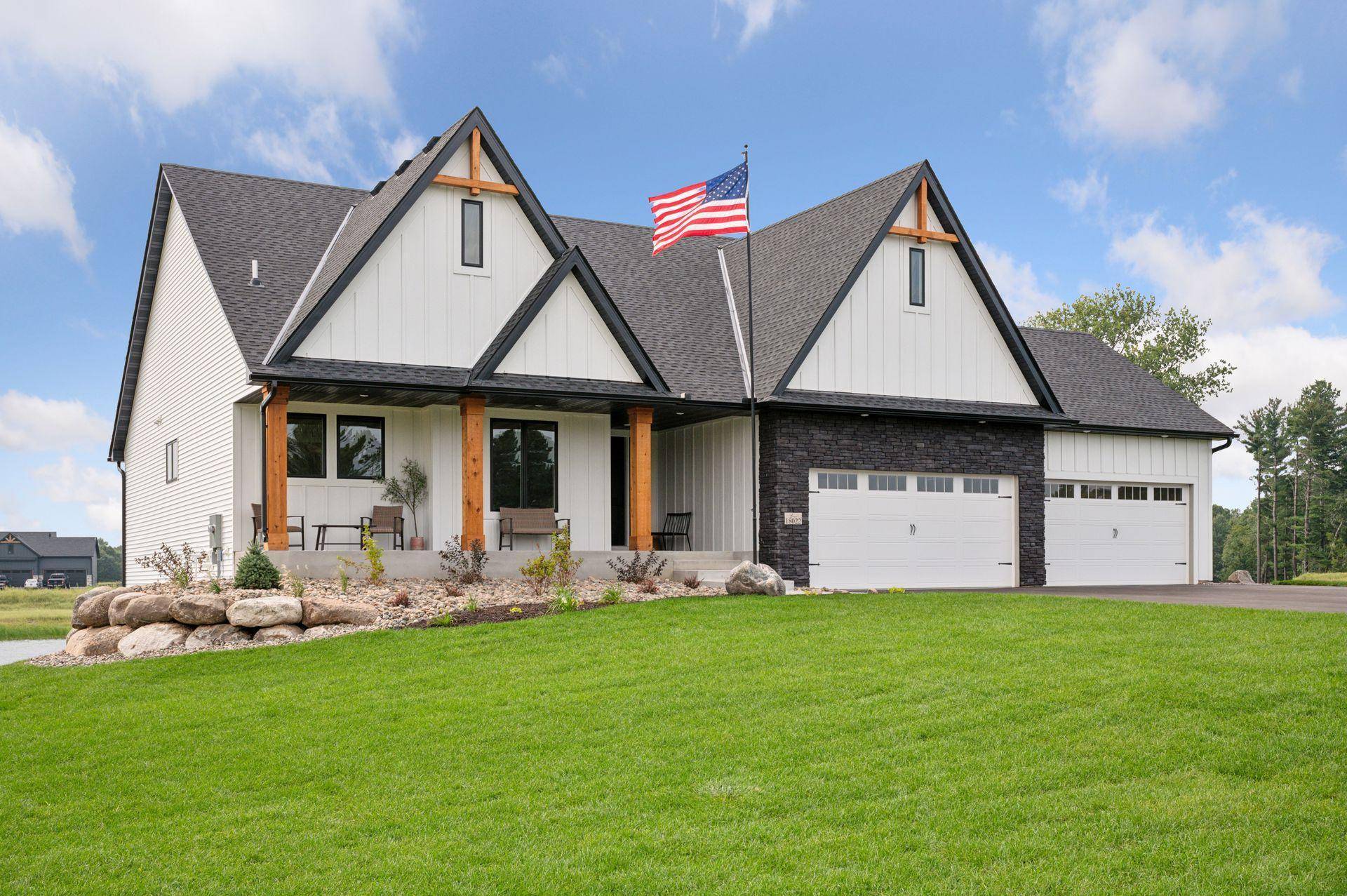 18022 Urbank ST NE, Ham Lake, MN 55304