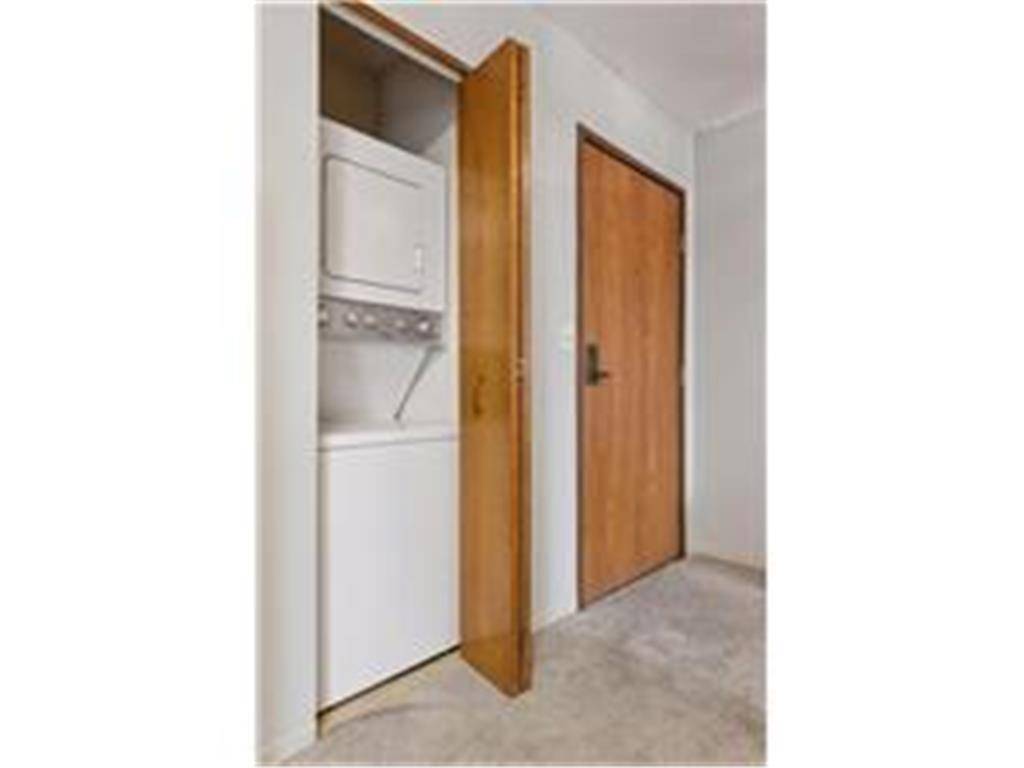 1425 W 28th ST #223, Minneapolis, MN 55408