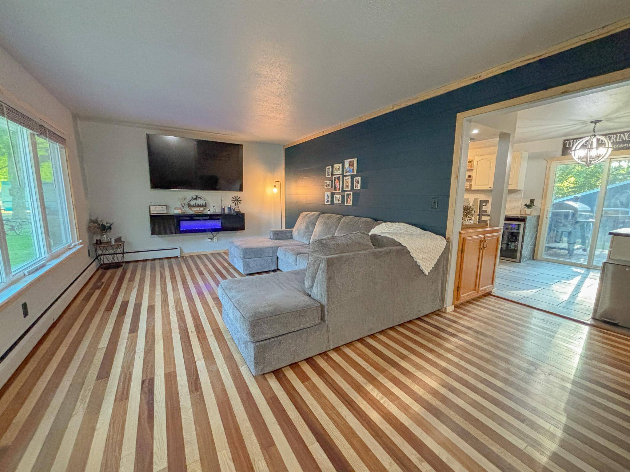 411 5th ST NE, Barnesville, MN 56514
