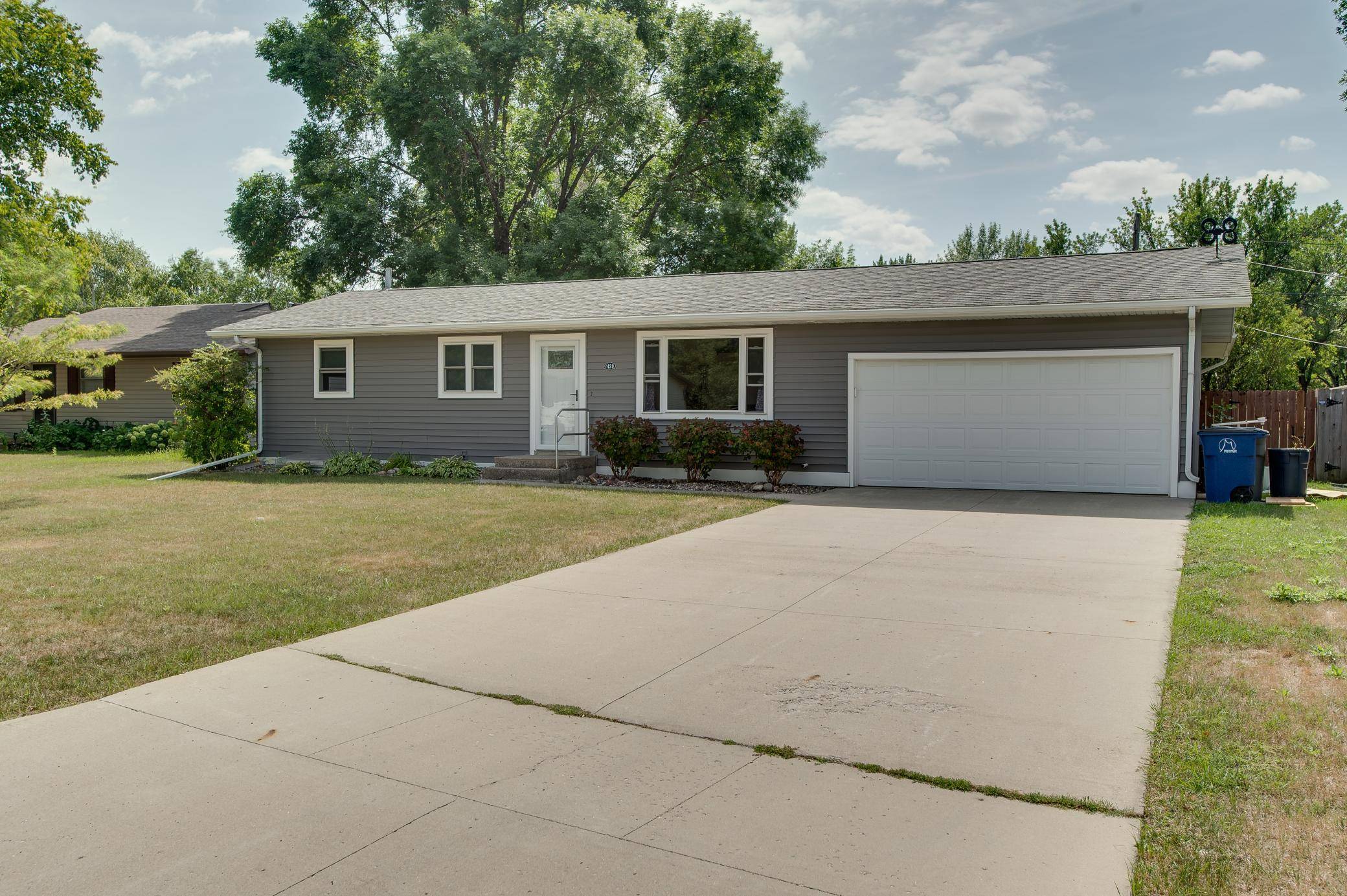 429 Brook AVE, Moorhead, MN 56560