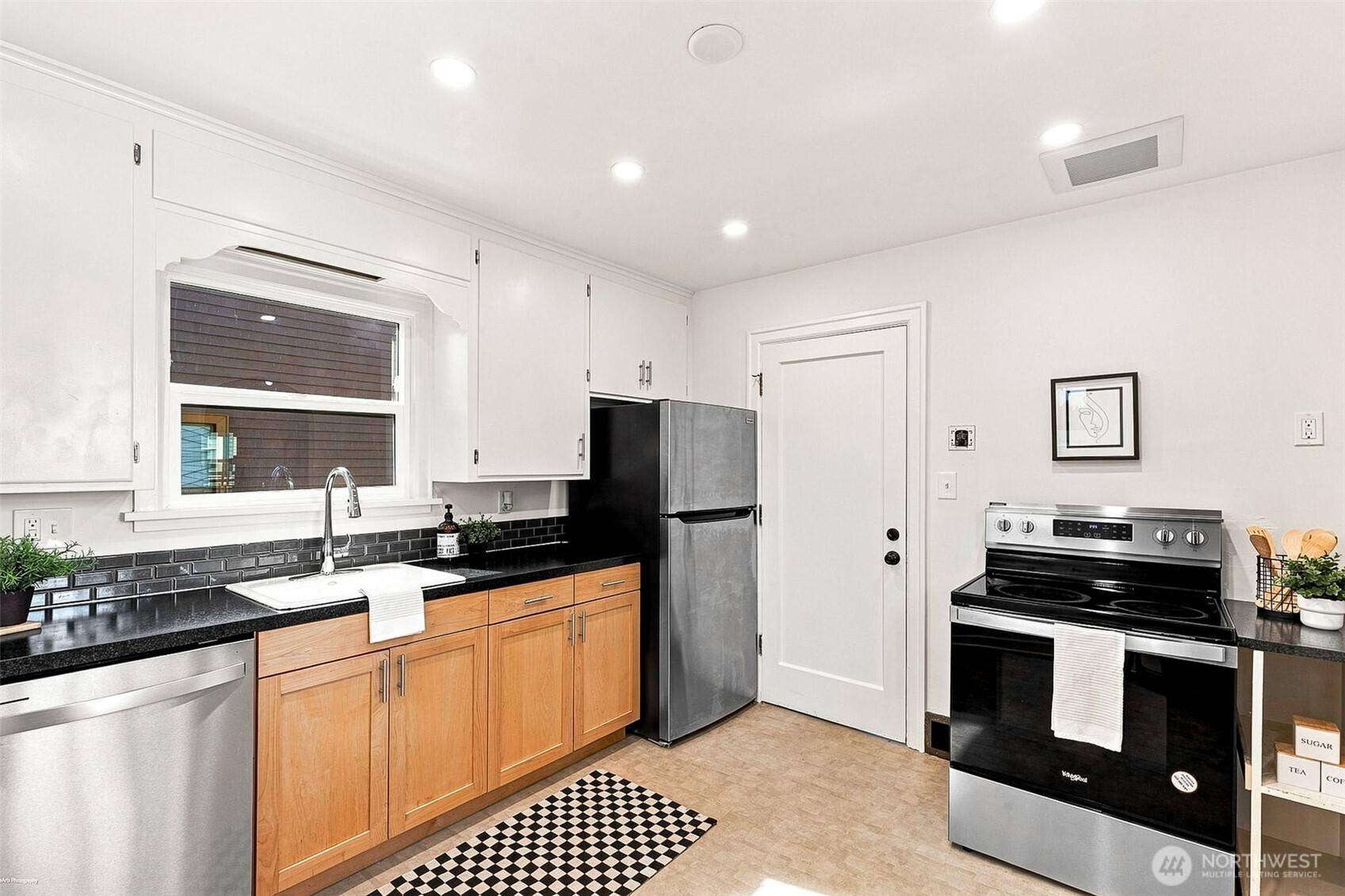 3029 Northwest AVE, Bellingham, WA 98225