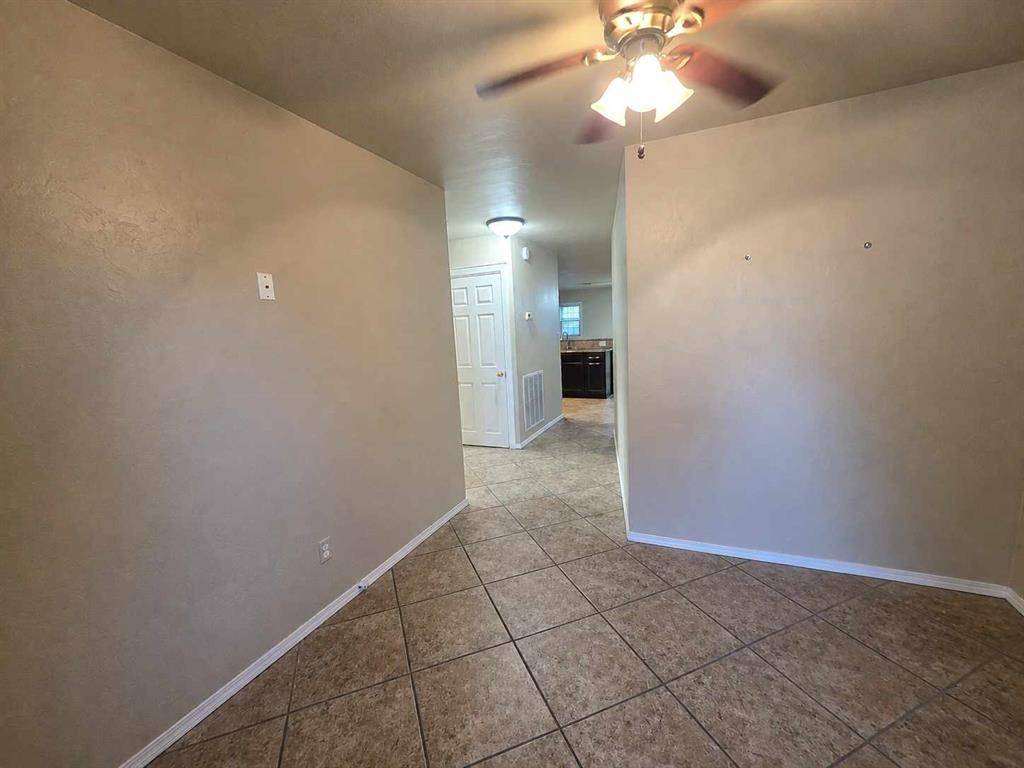 6805 NW 42nd ST, Bethany, OK 73008