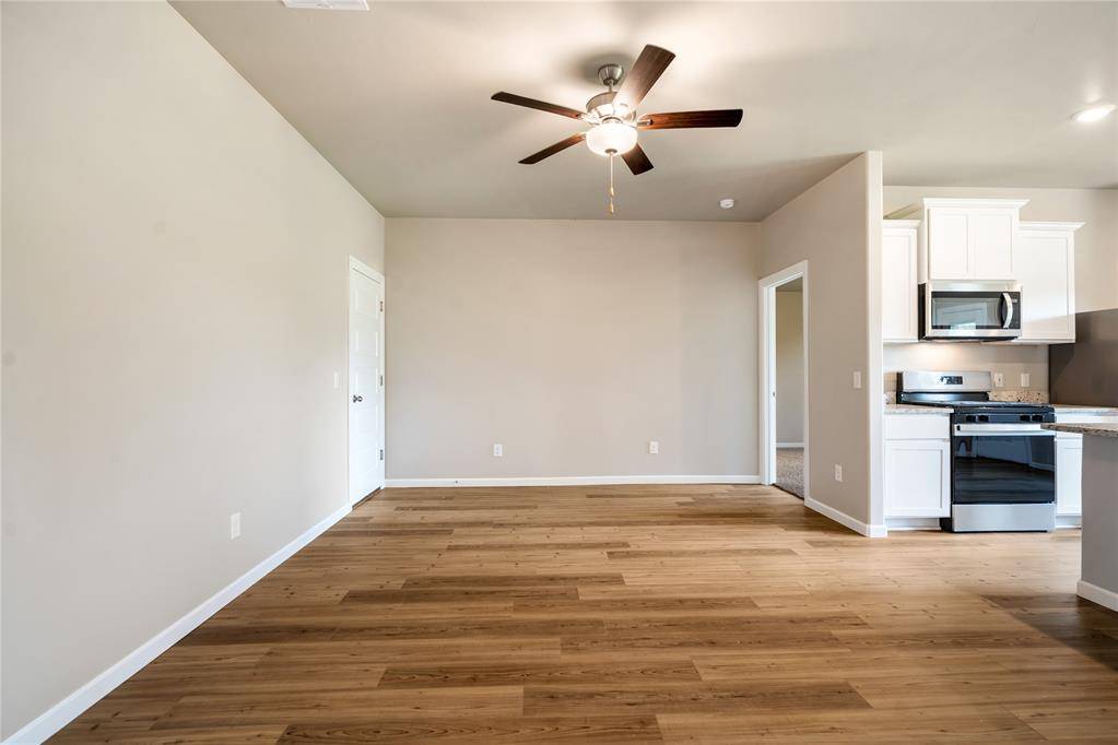1521 Crimson Lake BLVD, El Reno, OK 73036