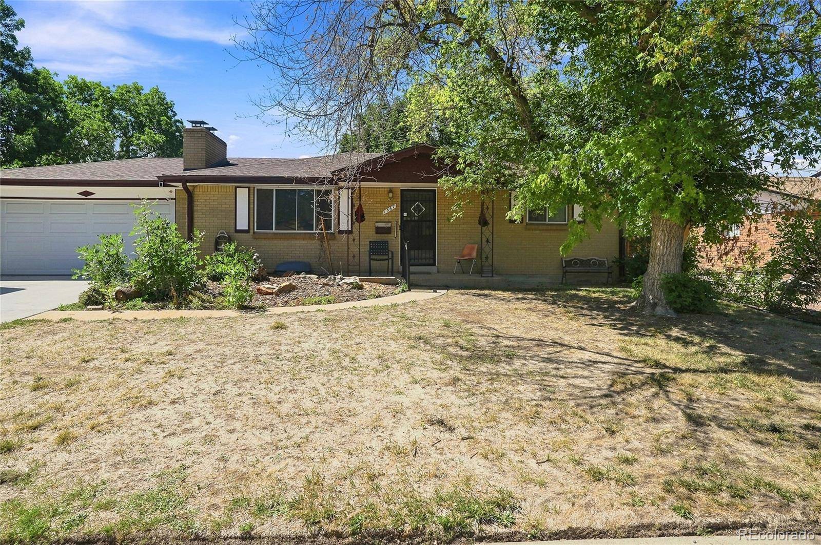 1567 S Dover CT, Denver, CO 80232