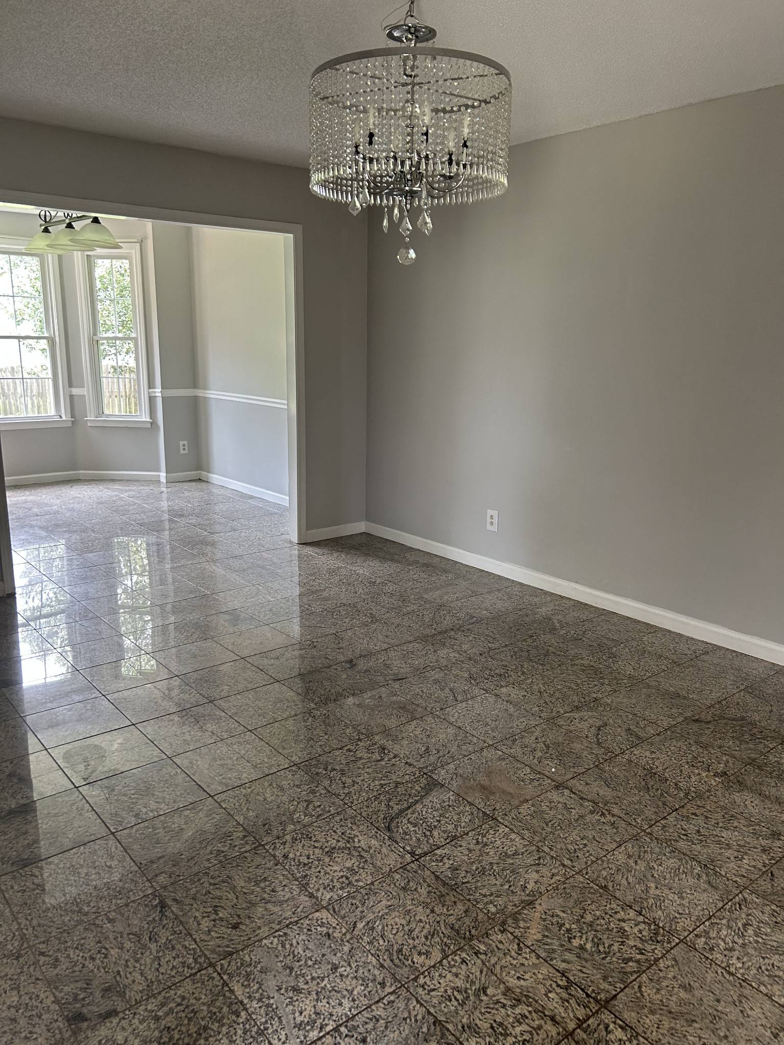 808 Keystone Ct, Clarksville, TN 37042