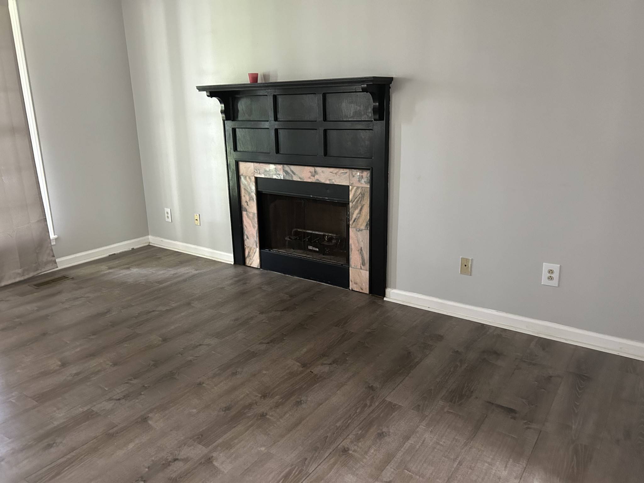 808 Keystone Ct, Clarksville, TN 37042