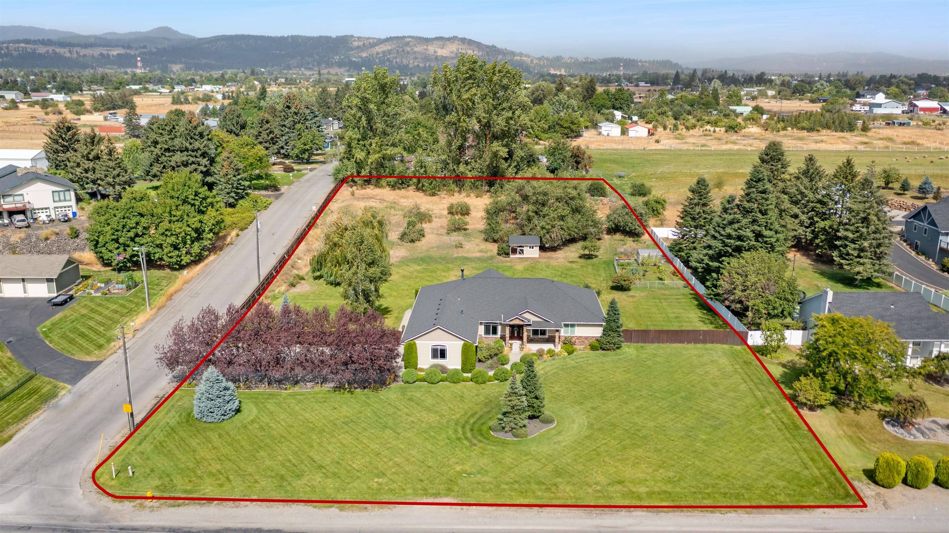 3210 N Molter Rd, Otis Orchards, WA 99027