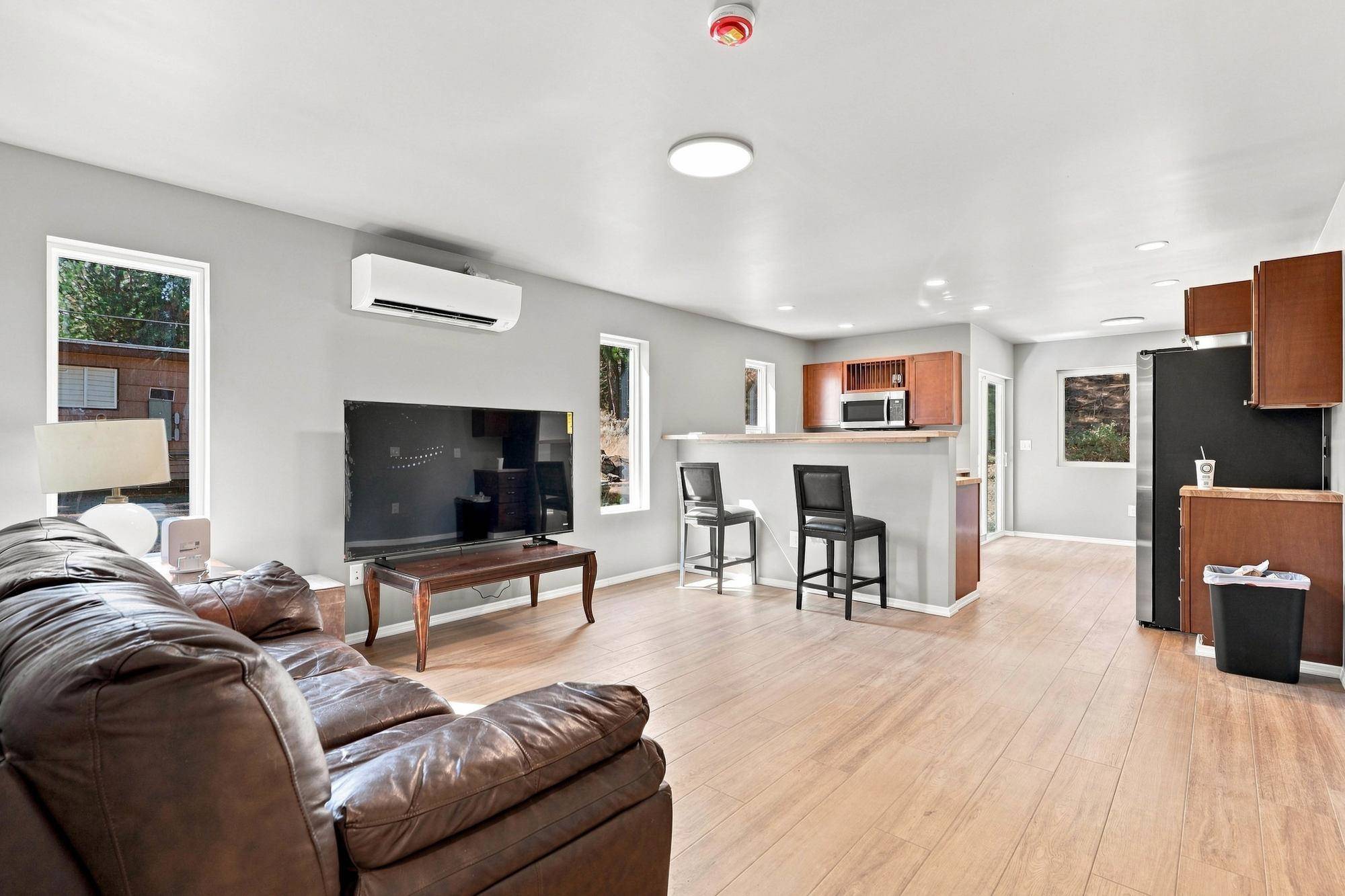 1352 S Lindeke St, Spokane, WA 99224-4414