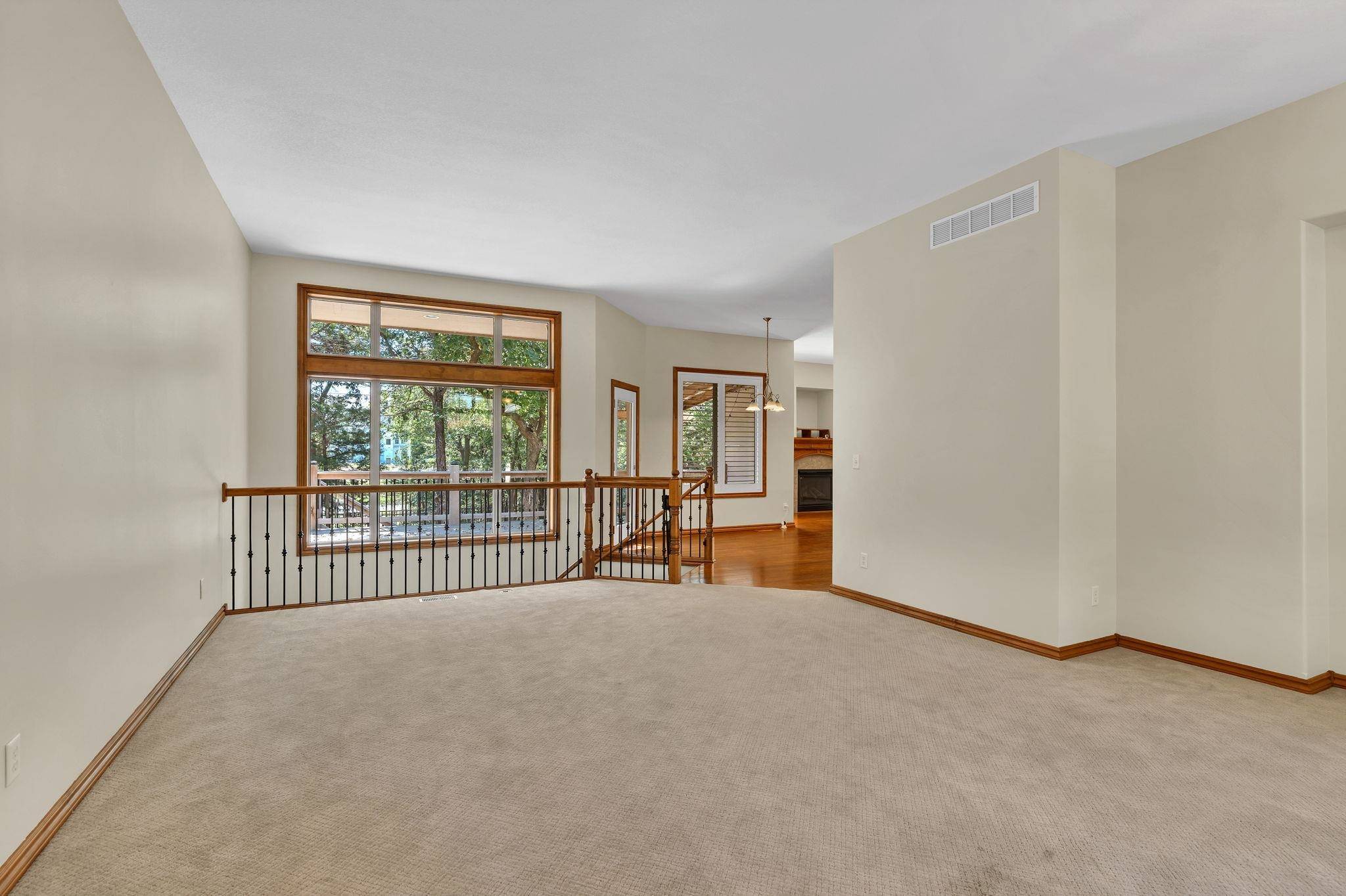 2405 N PECKHAM COURT, Wichita, KS 67228