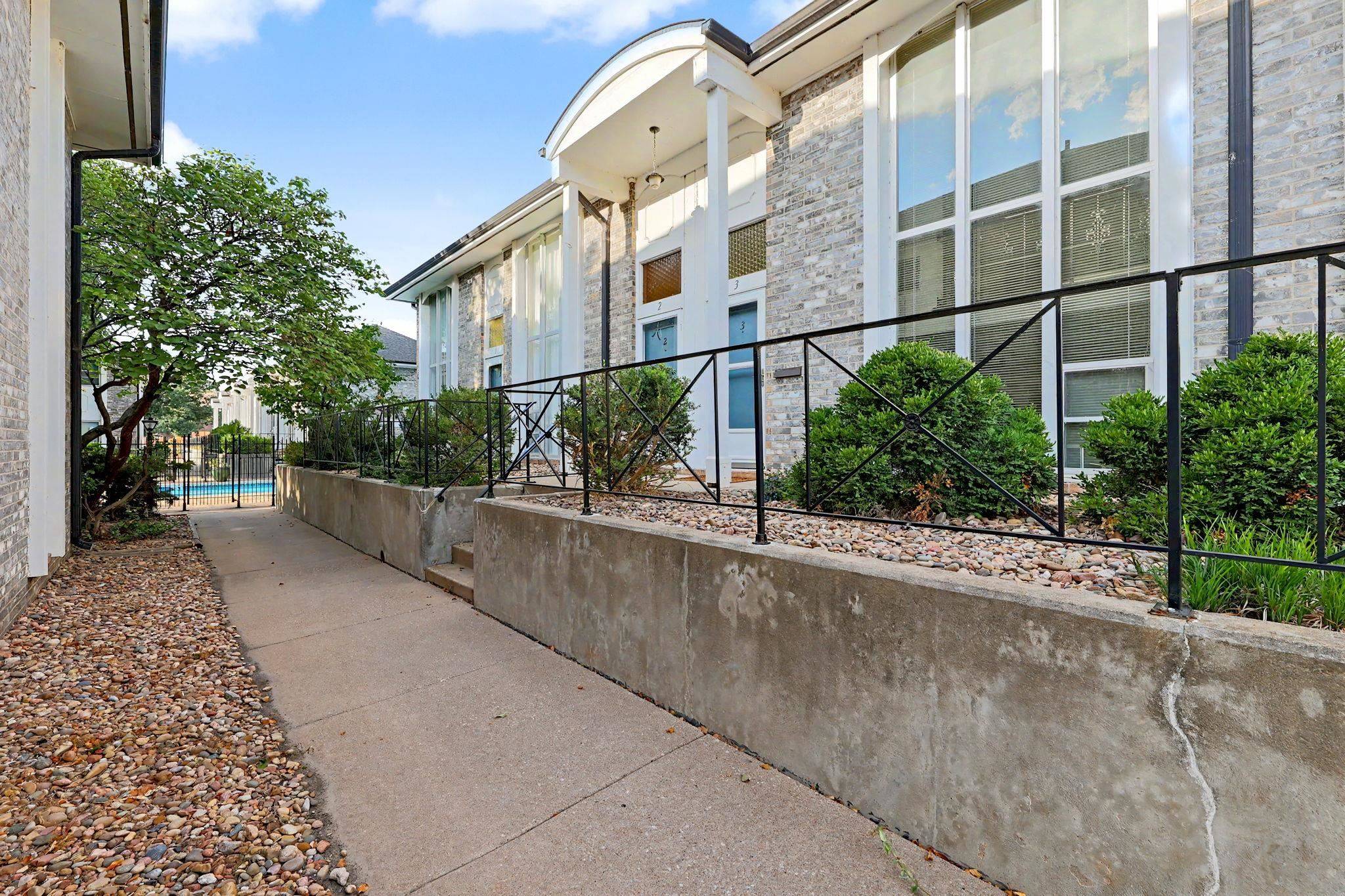 725 N Stackman Dr. #3, Wichita, KS 67203